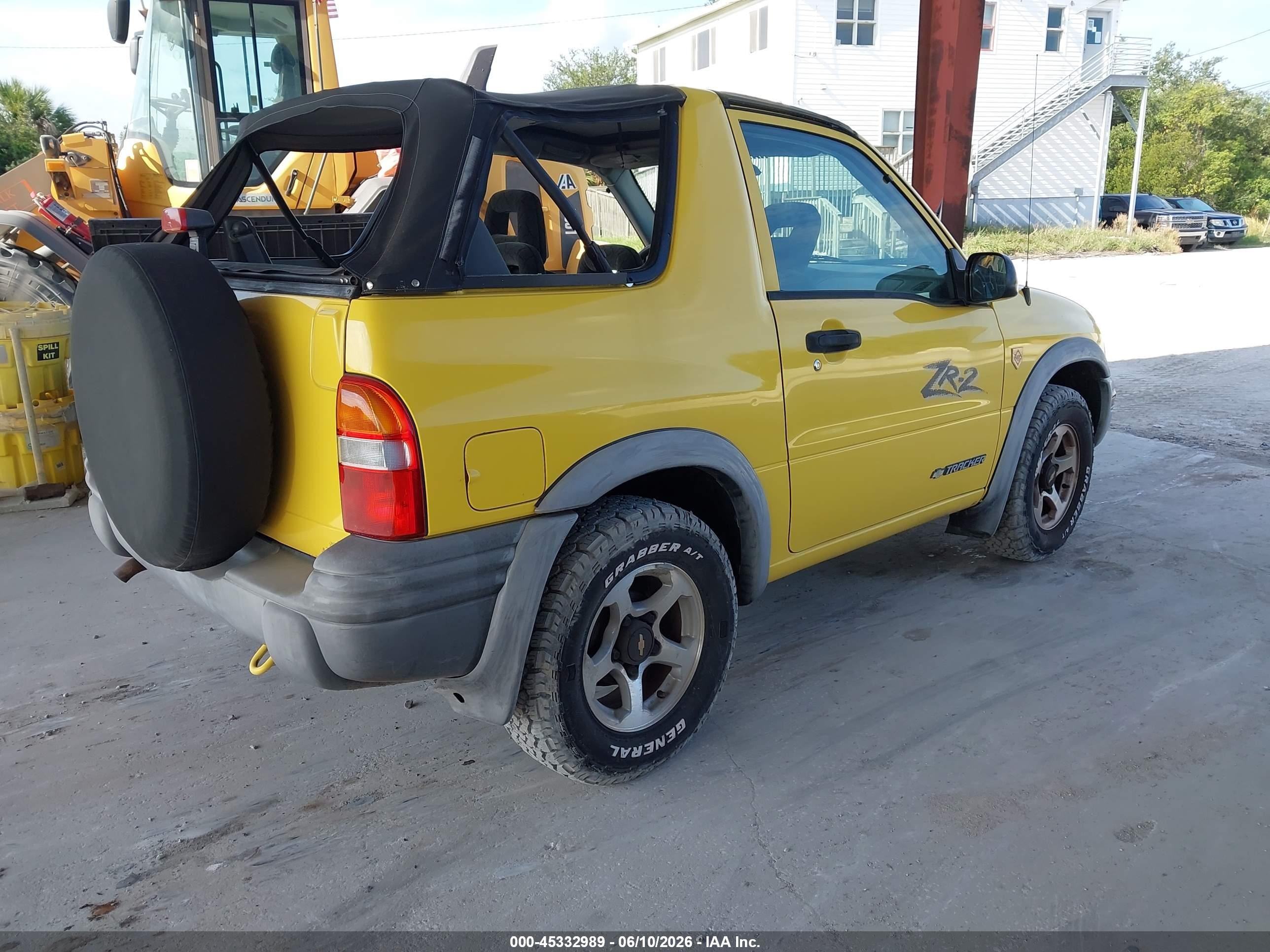 2002 Chevrolet Tracker Zr2 Yellow vin: 2CNBJ78C726945434
