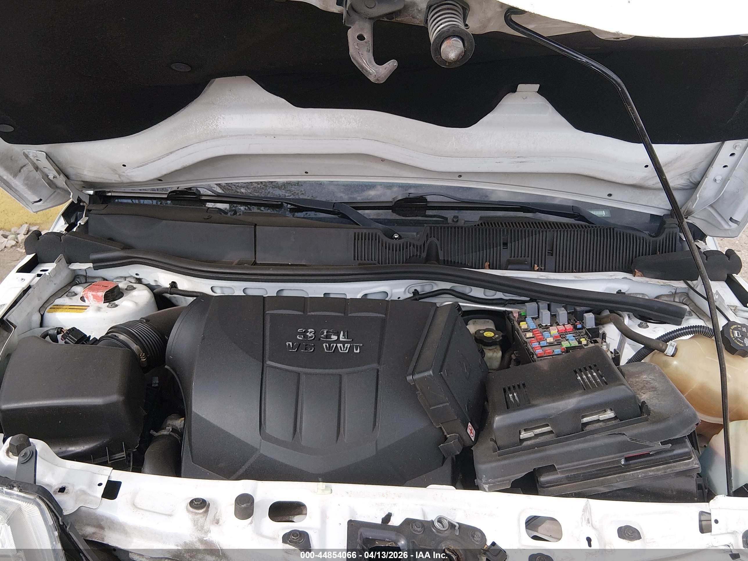 2008 Chevrolet Equinox Sport Белый vin: 2CNDL037586074062