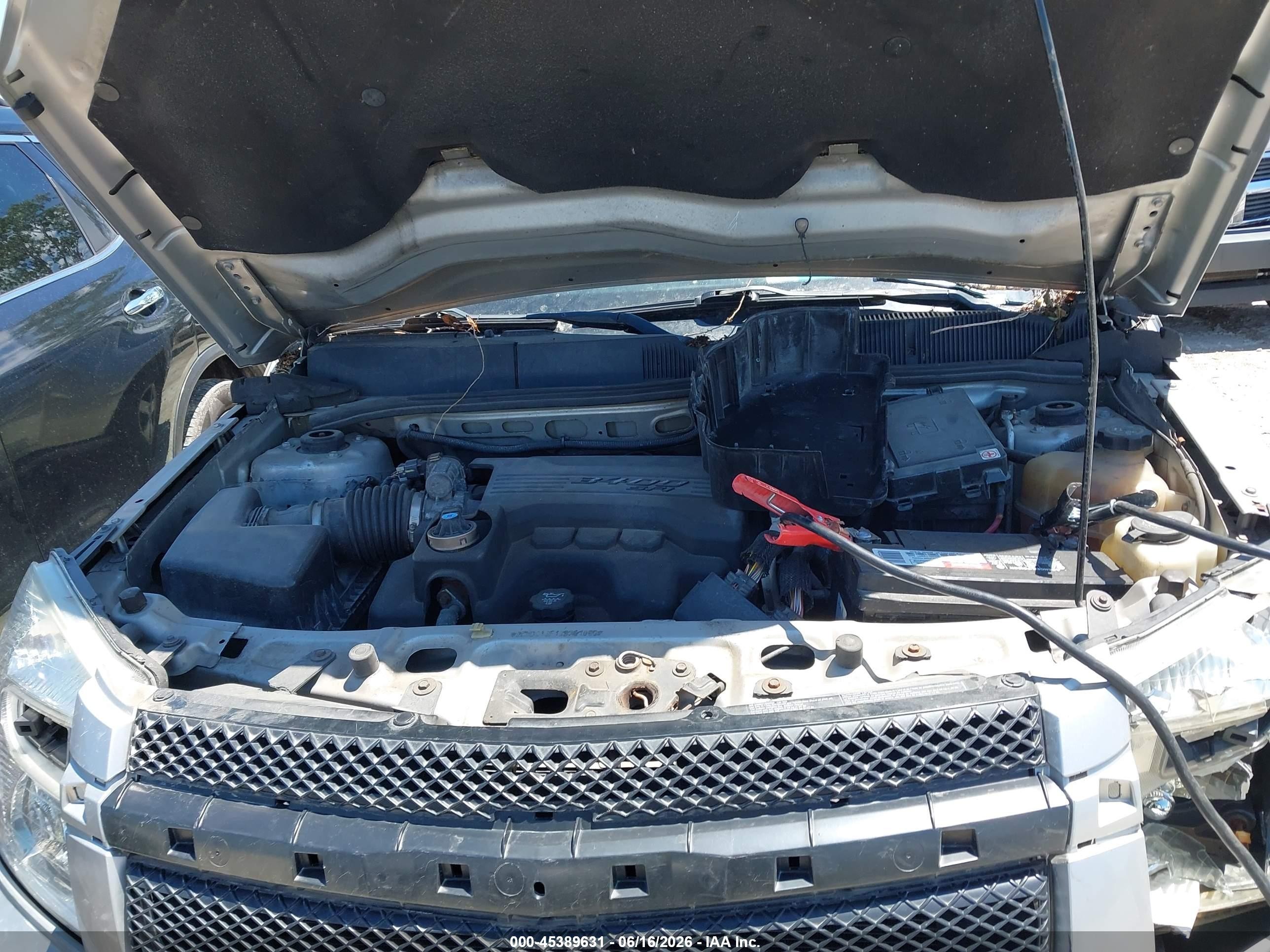 2007 Chevrolet Equinox Ls Silver vin: 2CNDL13F176091890