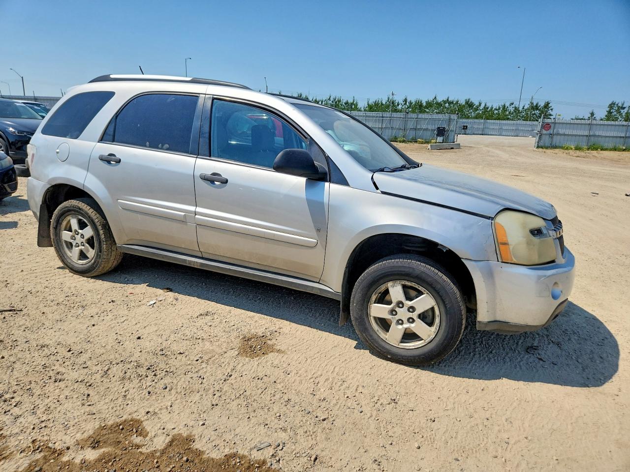 2007 Chevrolet Equinox Ls Silver vin: 2CNDL13F276109250