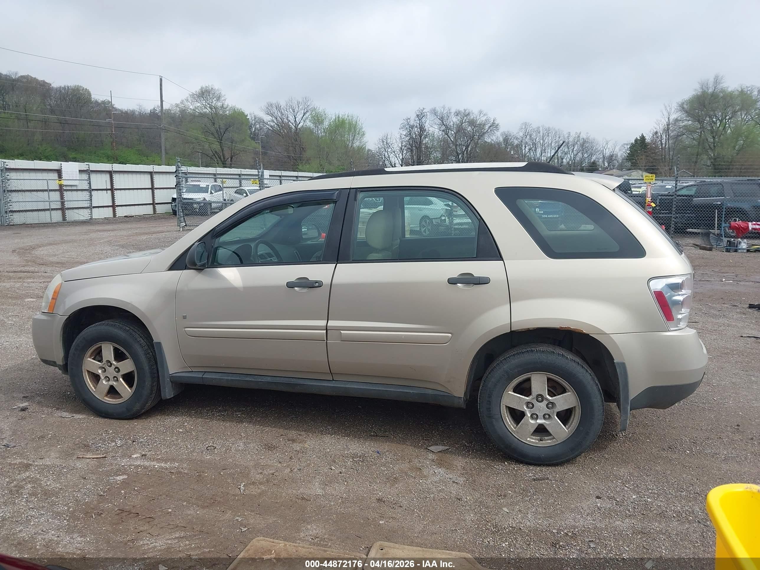 2009 Chevrolet Equinox Ls Beige vin: 2CNDL13F296226314