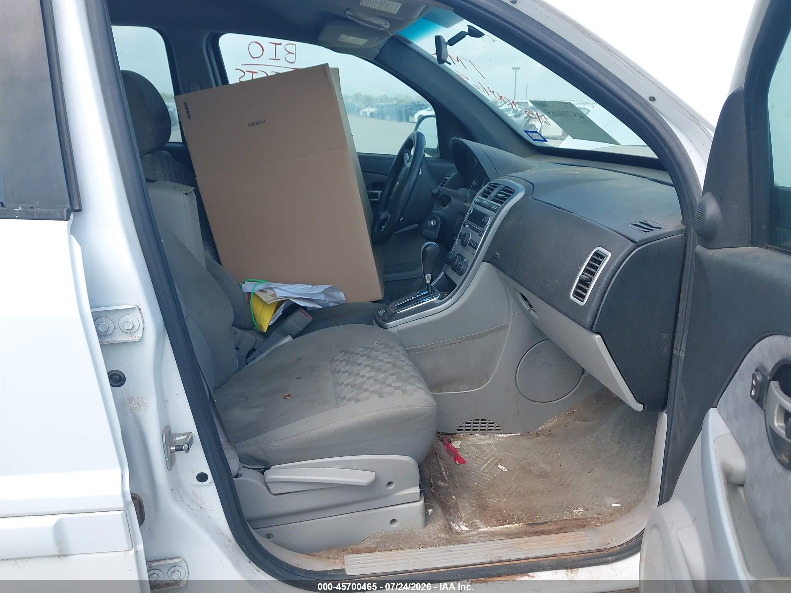 2007 Chevrolet Equinox Ls Белый vin: 2CNDL13F376007875