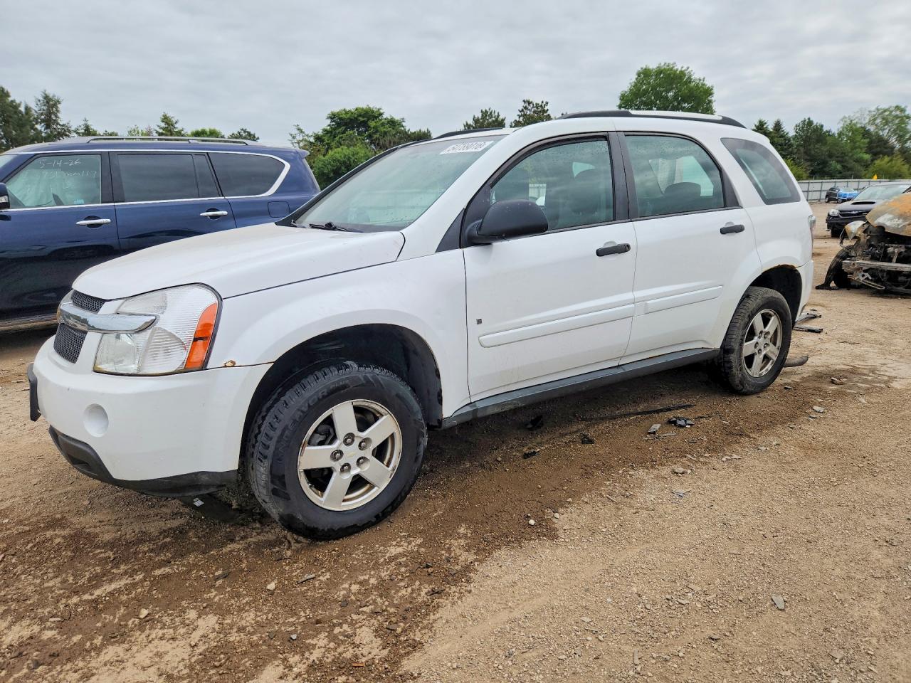 2008 Chevrolet Equinox Ls White vin: 2CNDL13F386348856