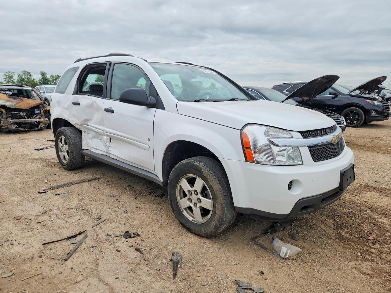 2008 Chevrolet Equinox Ls White vin: 2CNDL13F386348856