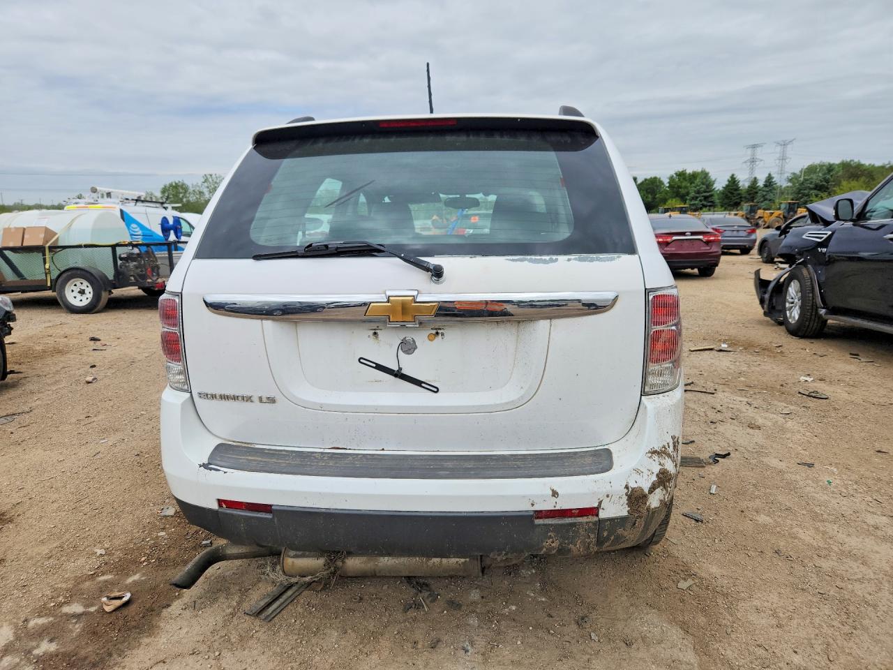 2008 Chevrolet Equinox Ls White vin: 2CNDL13F386348856