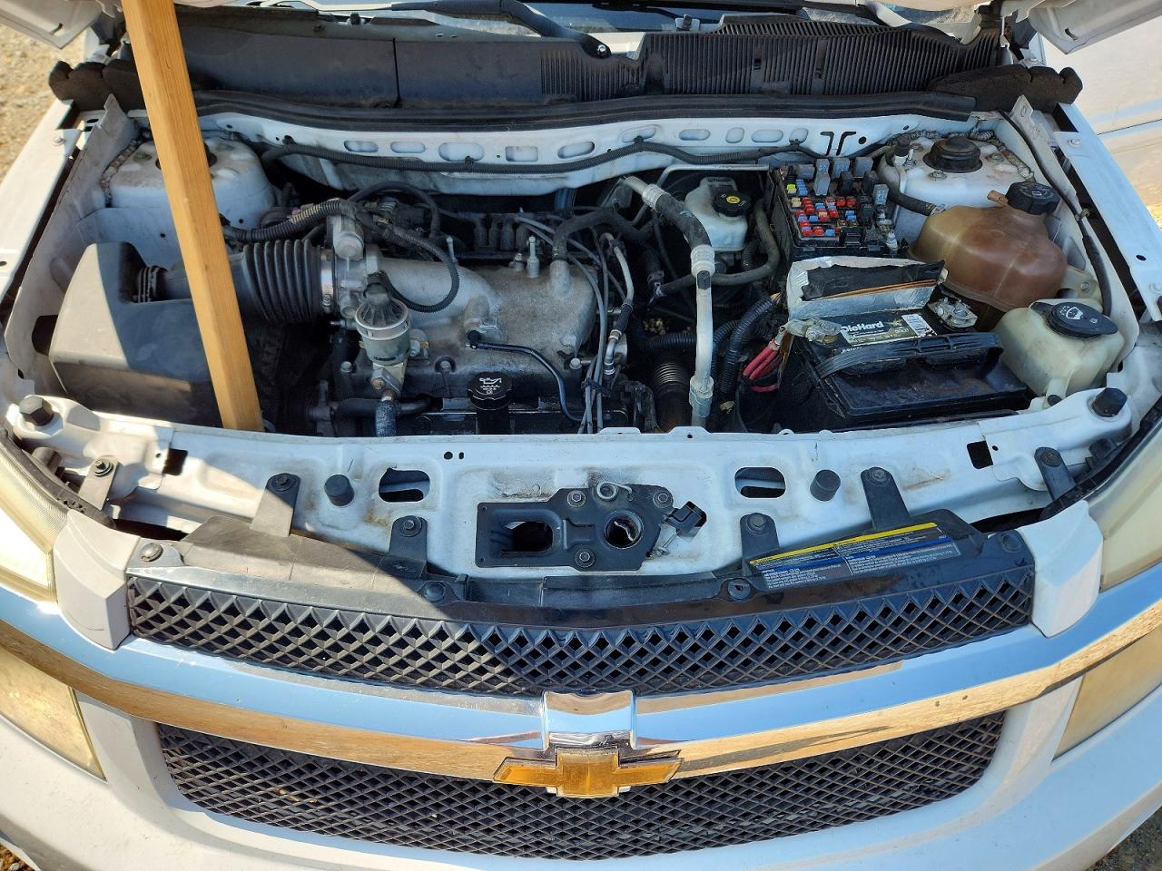 2009 Chevrolet Equinox Ls White vin: 2CNDL13F396255112