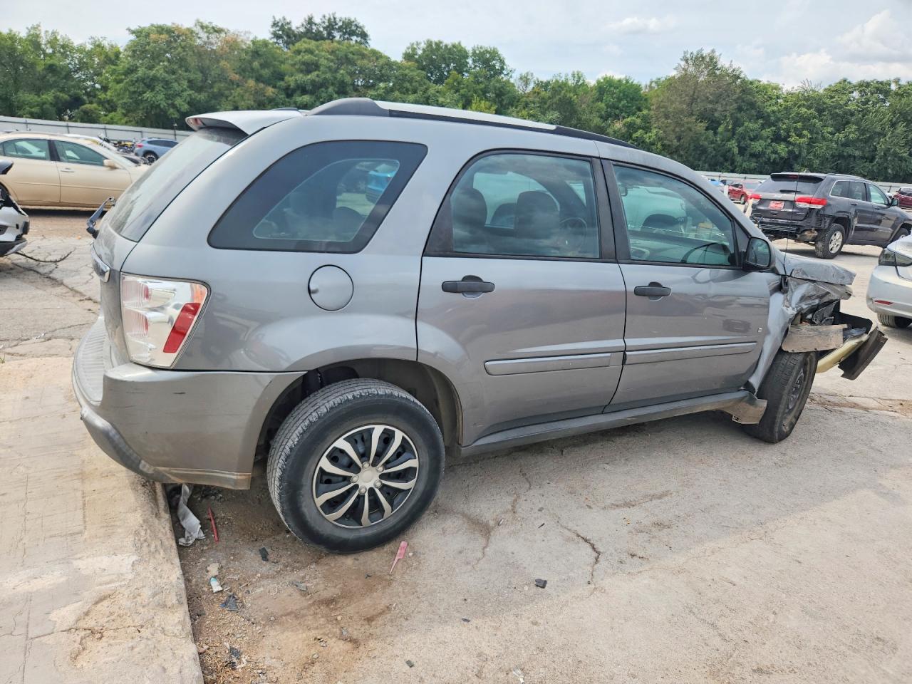 2006 Chevrolet Equinox Ls Серый vin: 2CNDL13F466057781