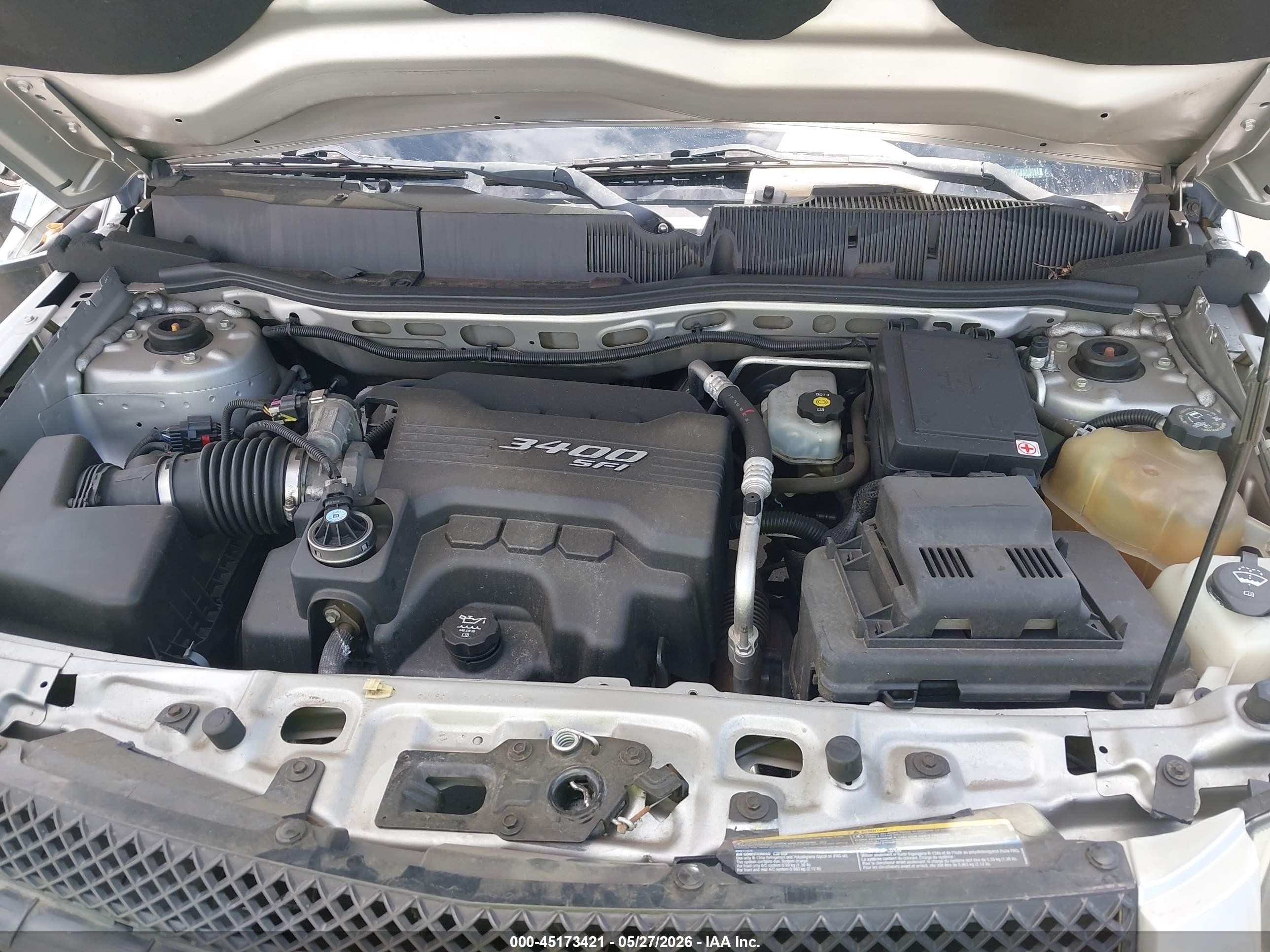 2008 Chevrolet Equinox Ls Silver vin: 2CNDL13F486044824