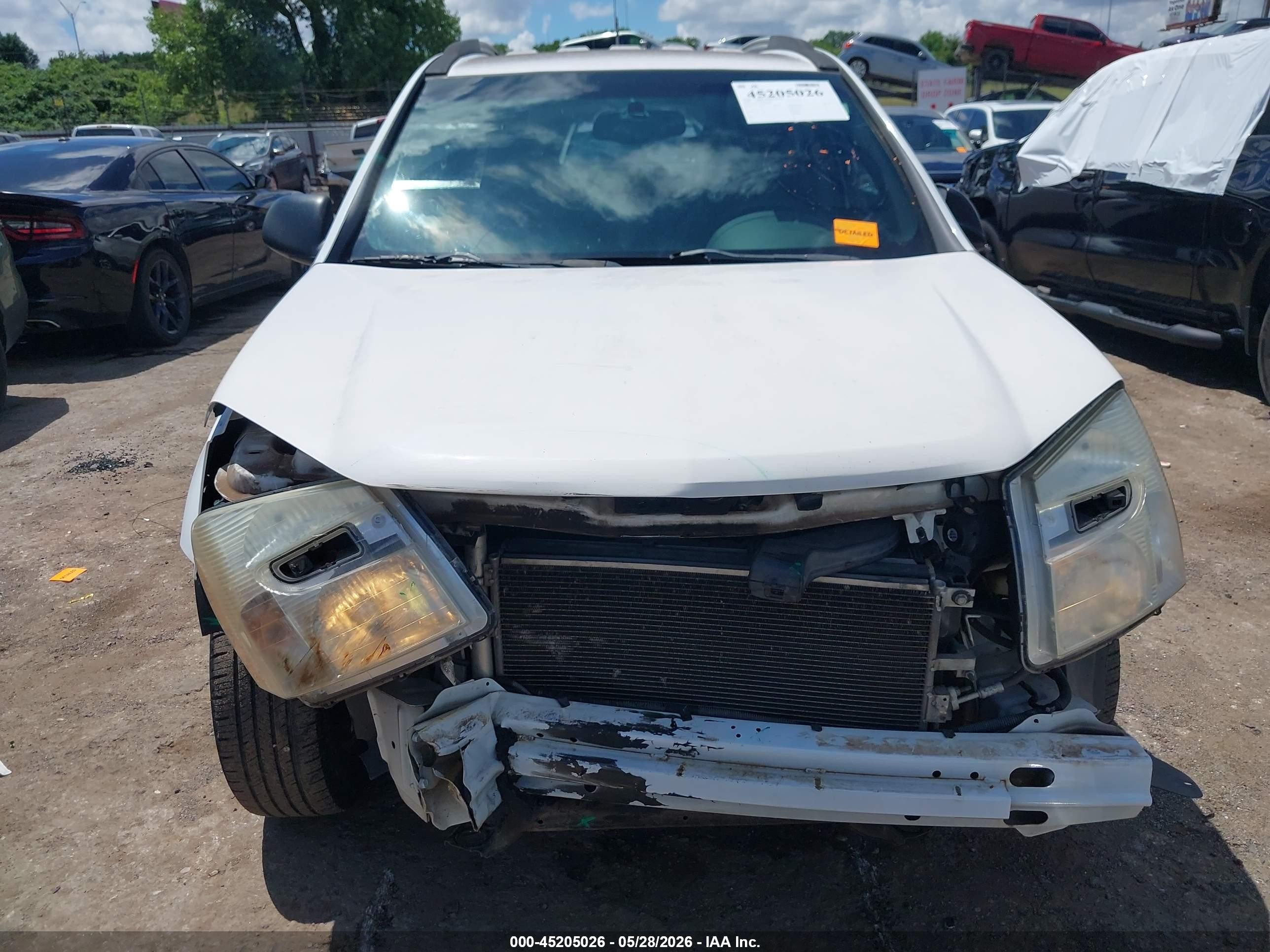 2008 Chevrolet Equinox Ls White vin: 2CNDL13F586338457