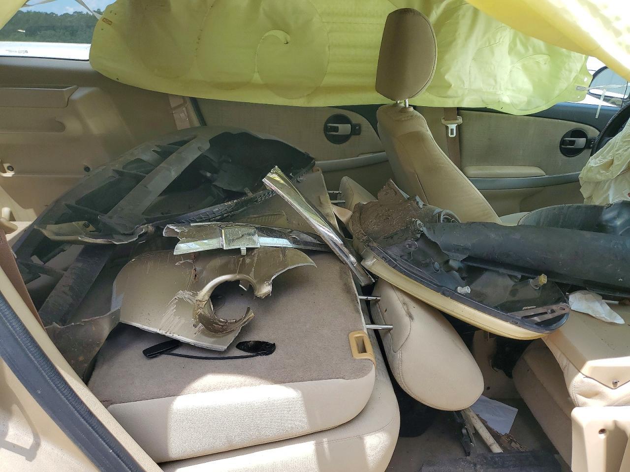 2005 Chevrolet Equinox Ls Gold vin: 2CNDL13F656200941