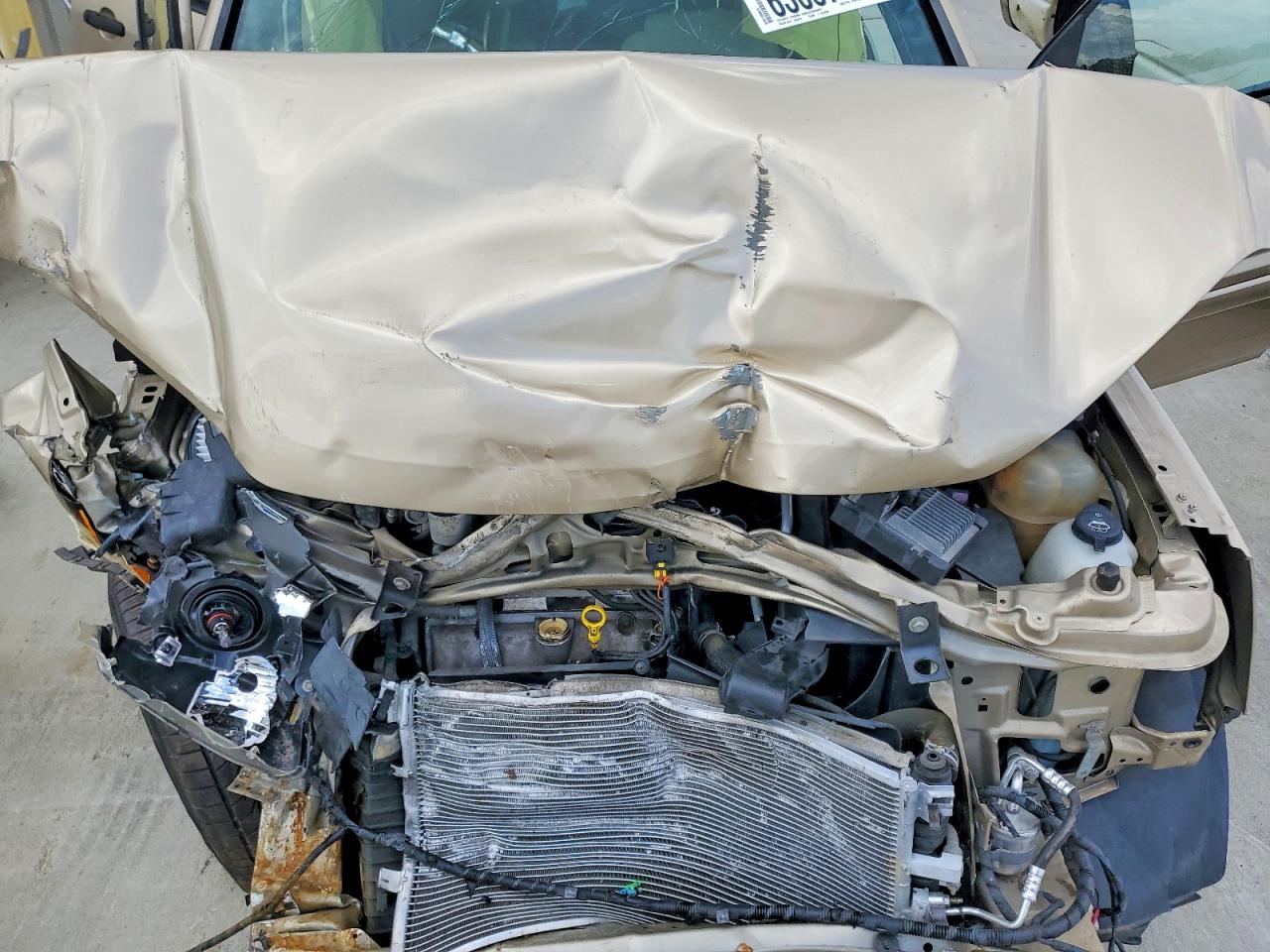 2005 Chevrolet Equinox Ls Gold vin: 2CNDL13F656200941