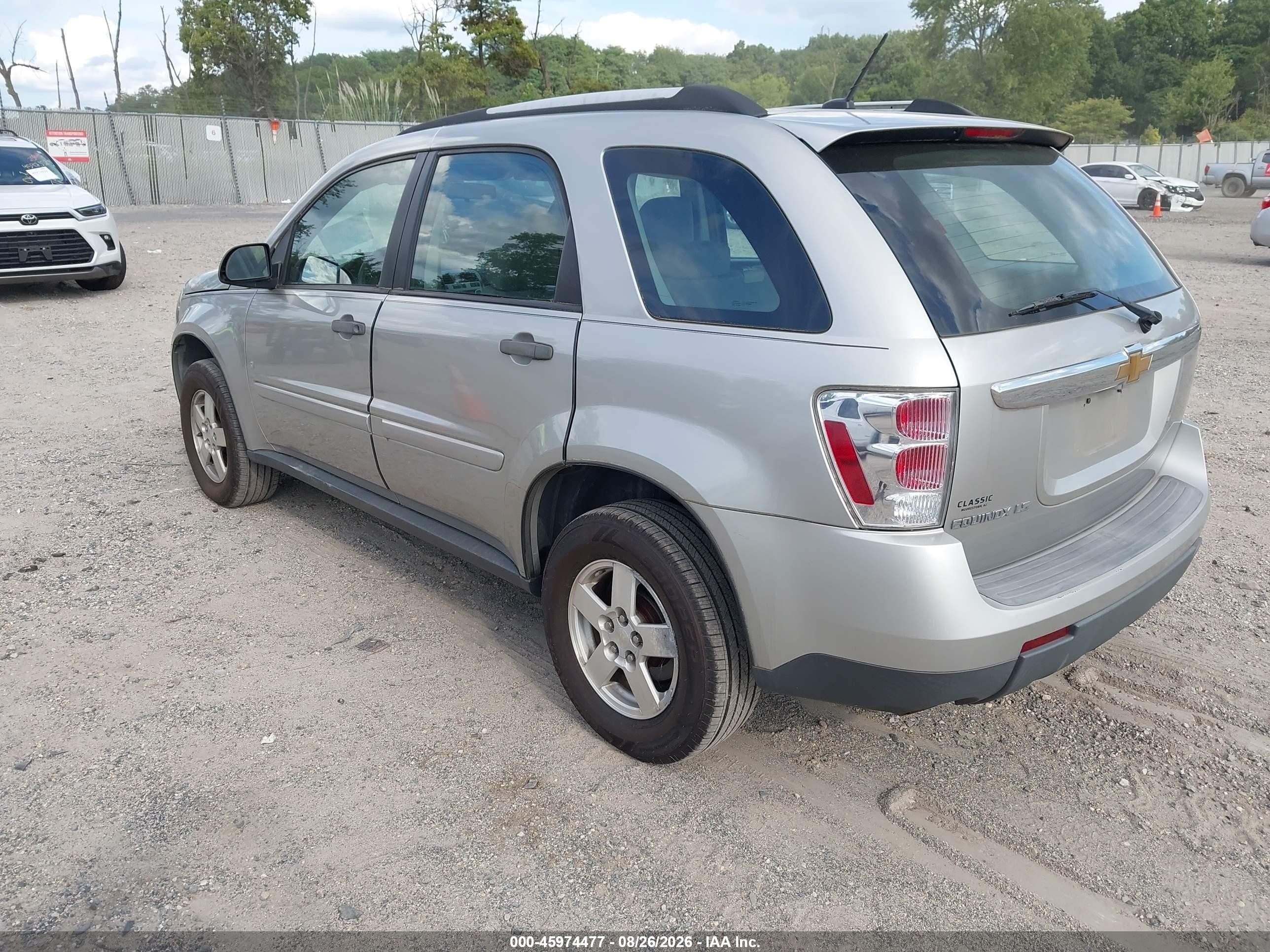 2007 Chevrolet Equinox Ls Silver vin: 2CNDL13F676121031