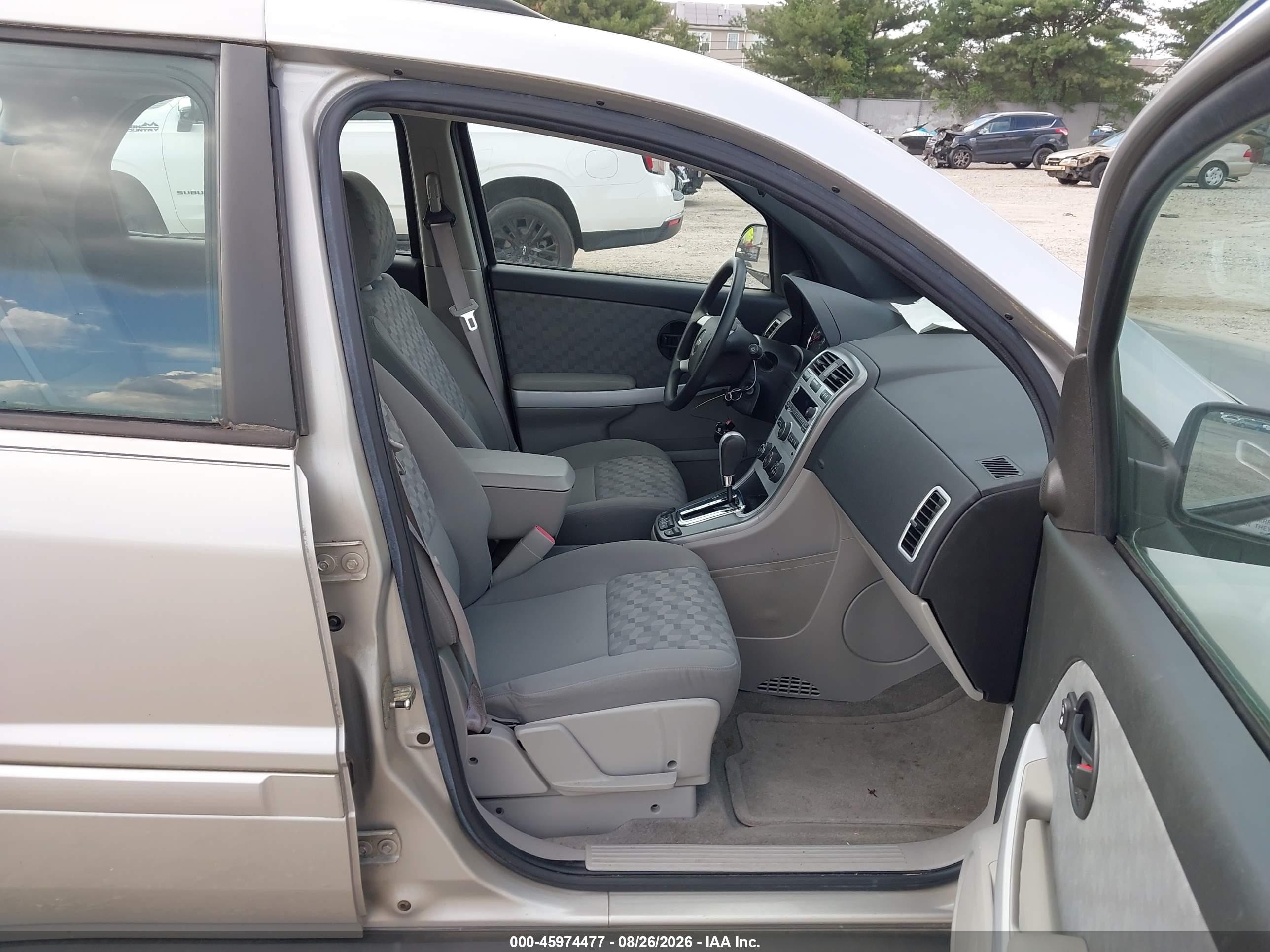 2007 Chevrolet Equinox Ls Silver vin: 2CNDL13F676121031