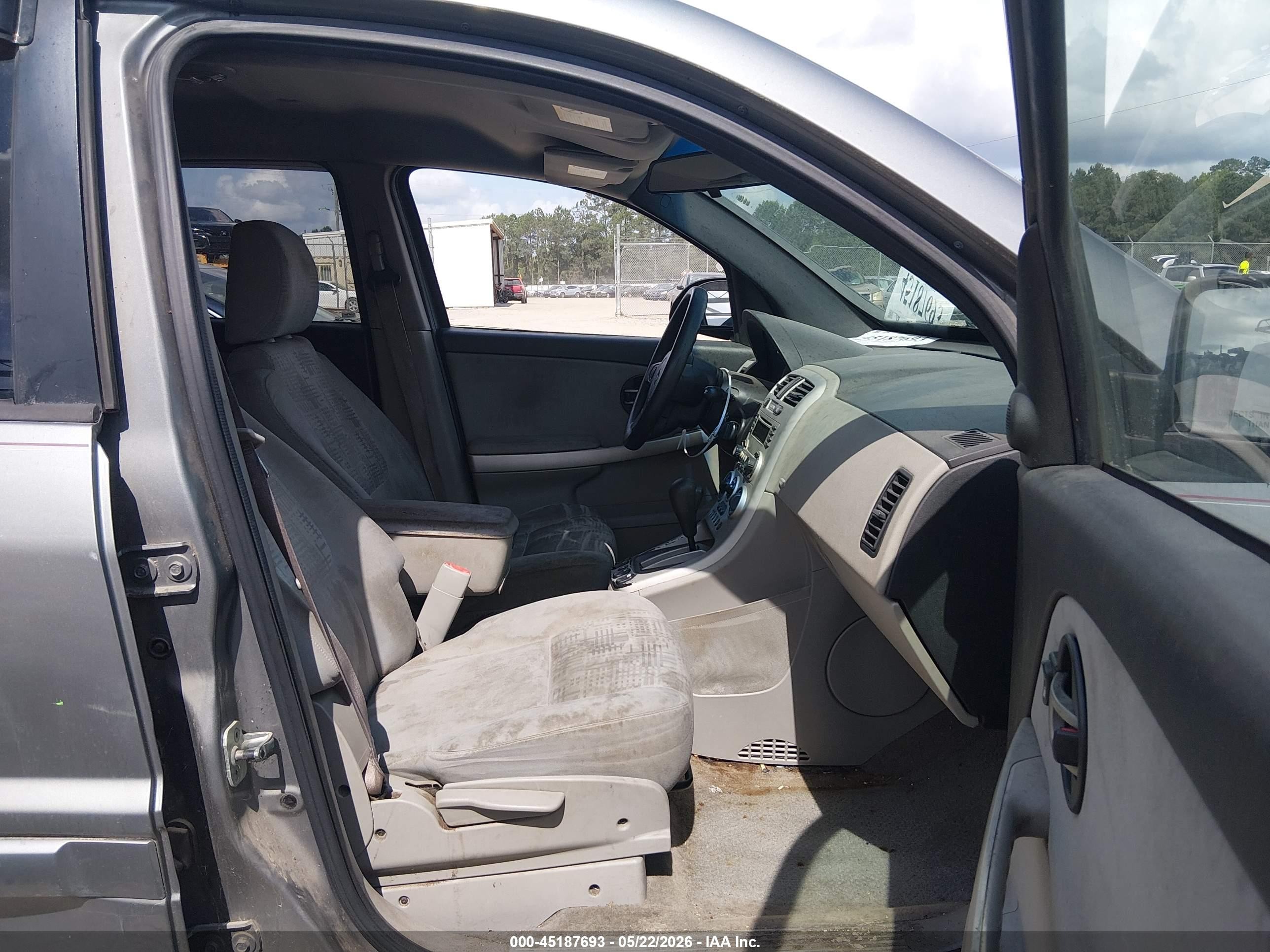 2005 Chevrolet Equinox Ls Silver vin: 2CNDL13F756124954