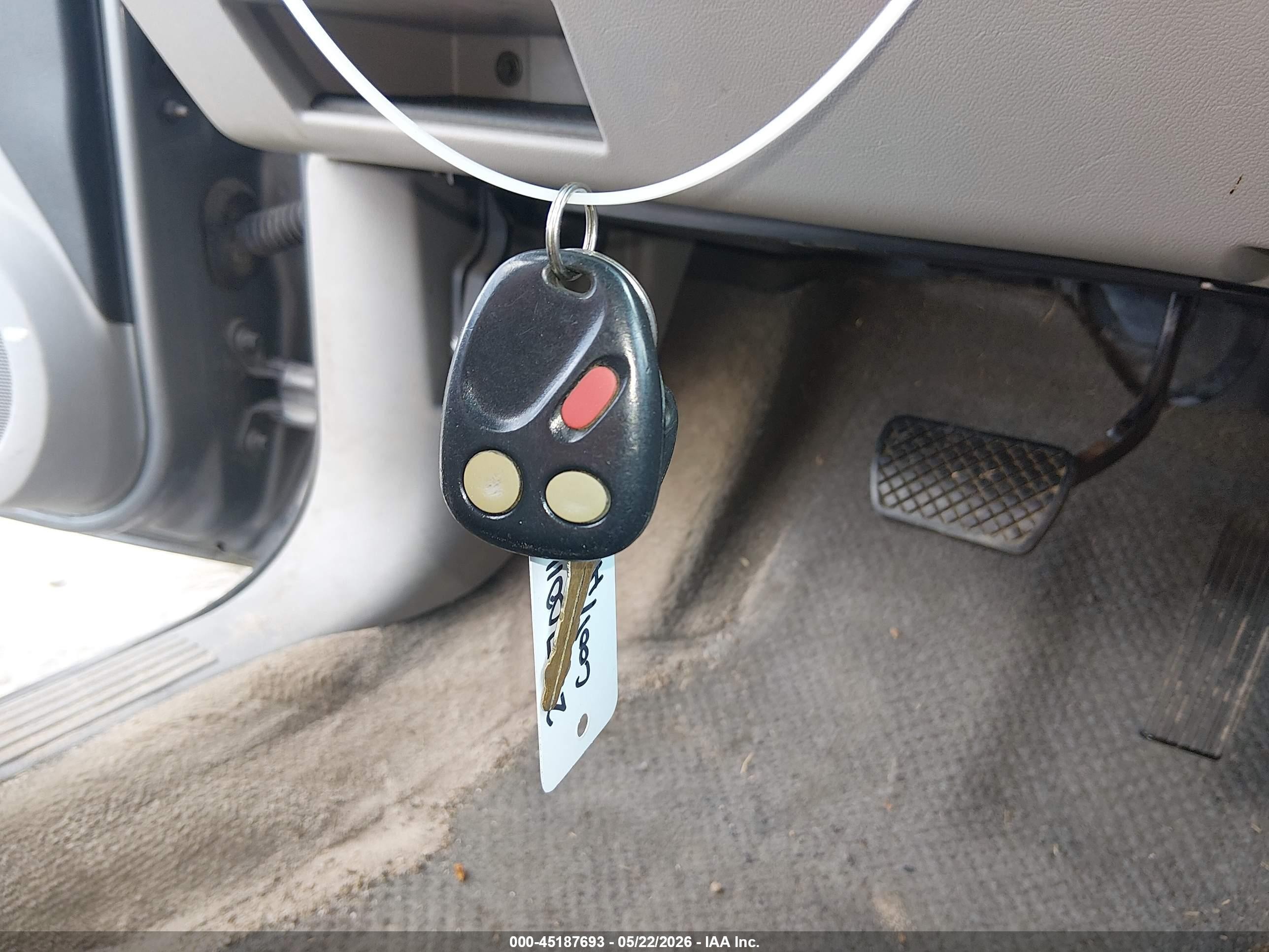 2005 Chevrolet Equinox Ls Silver vin: 2CNDL13F756124954
