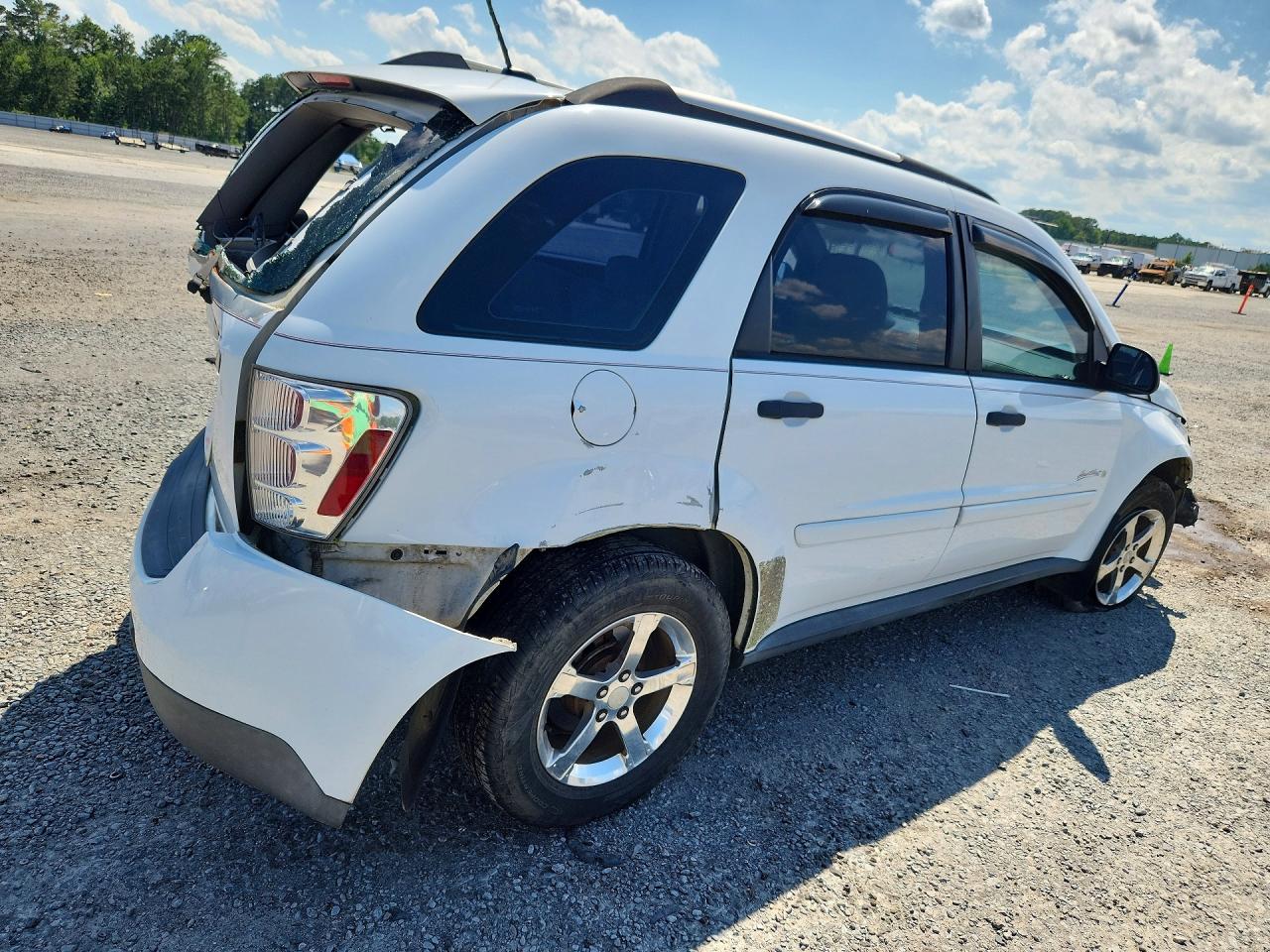 2007 Chevrolet Equinox Ls White vin: 2CNDL13F776001139