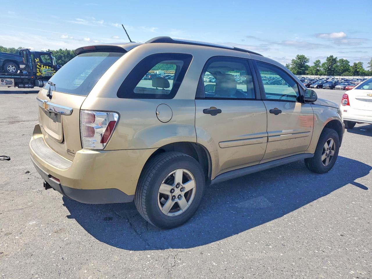 2007 Chevrolet Equinox Ls Gold vin: 2CNDL13F776058621