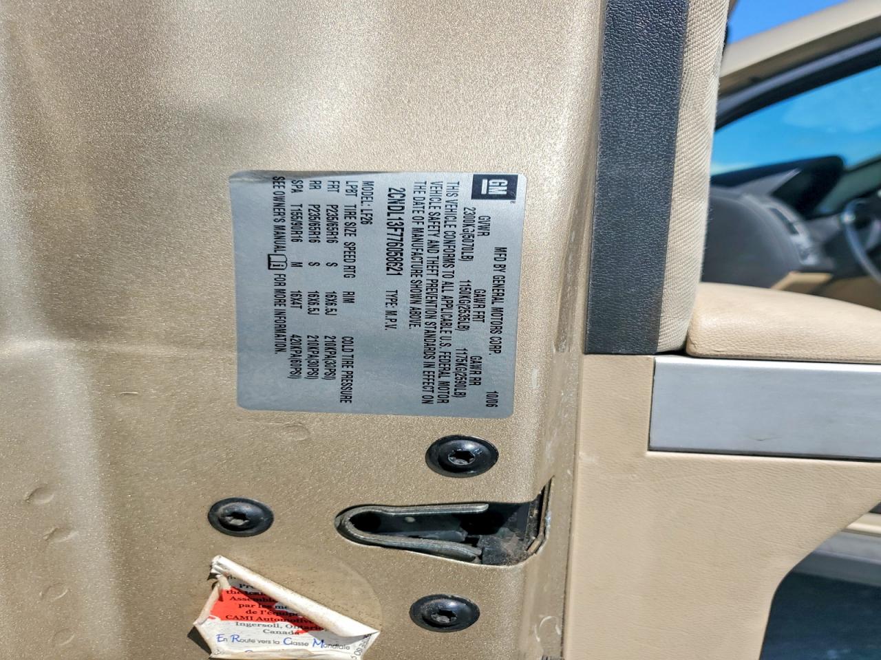 2007 Chevrolet Equinox Ls Gold vin: 2CNDL13F776058621
