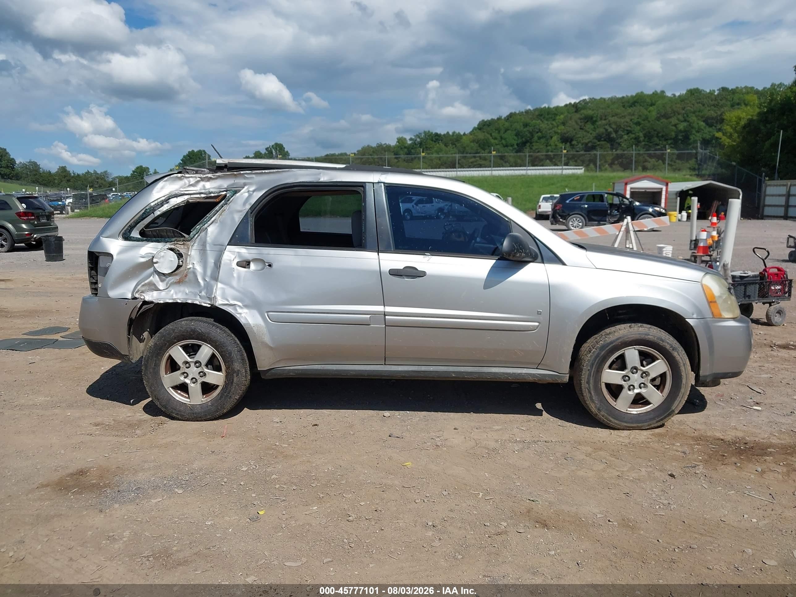 2007 Chevrolet Equinox Ls Silver vin: 2CNDL13F776104626