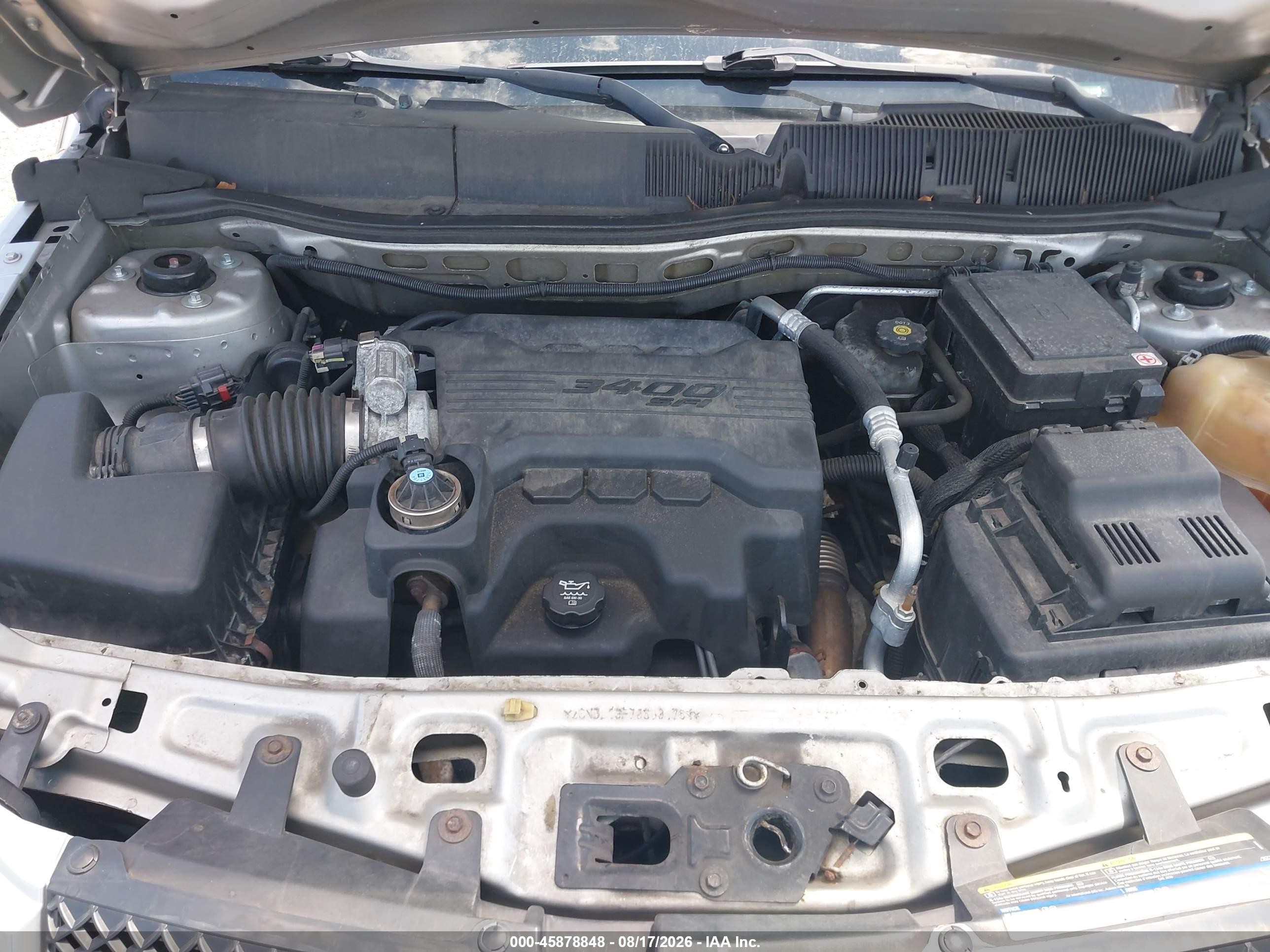 2008 Chevrolet Equinox Ls Silver vin: 2CNDL13F786031761