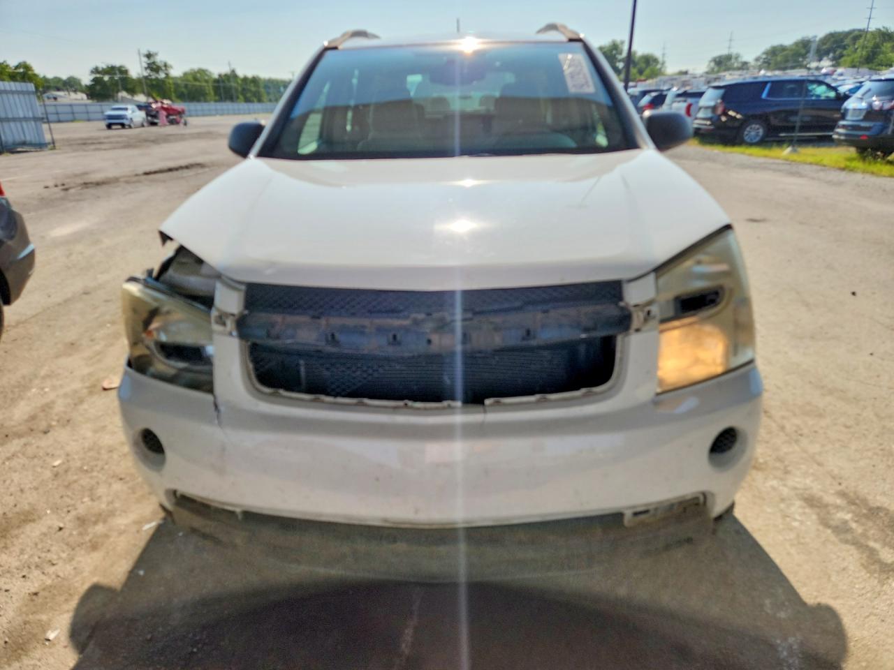 2009 Chevrolet Equinox Ls White vin: 2CNDL13F896234630