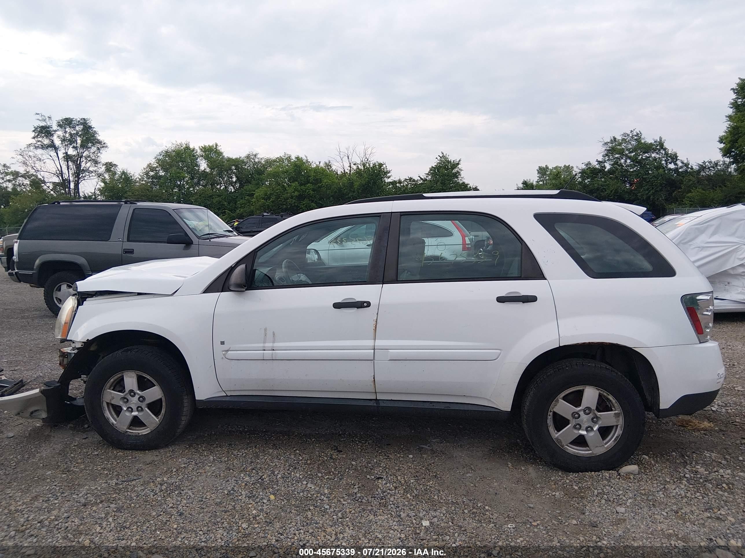 2008 Chevrolet Equinox Ls White vin: 2CNDL13F986021118
