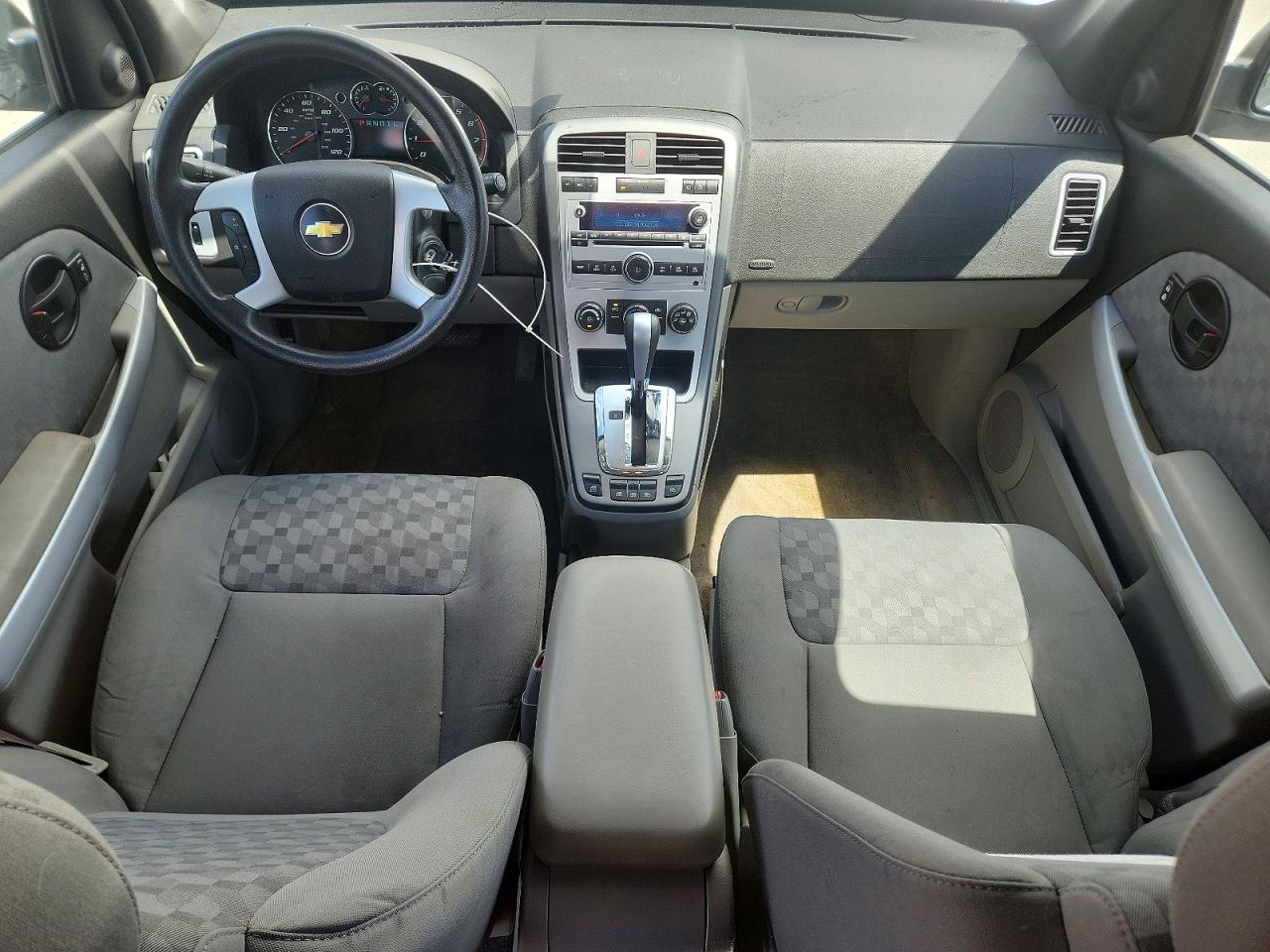 2008 Chevrolet Equinox Ls Silver vin: 2CNDL13F986327784