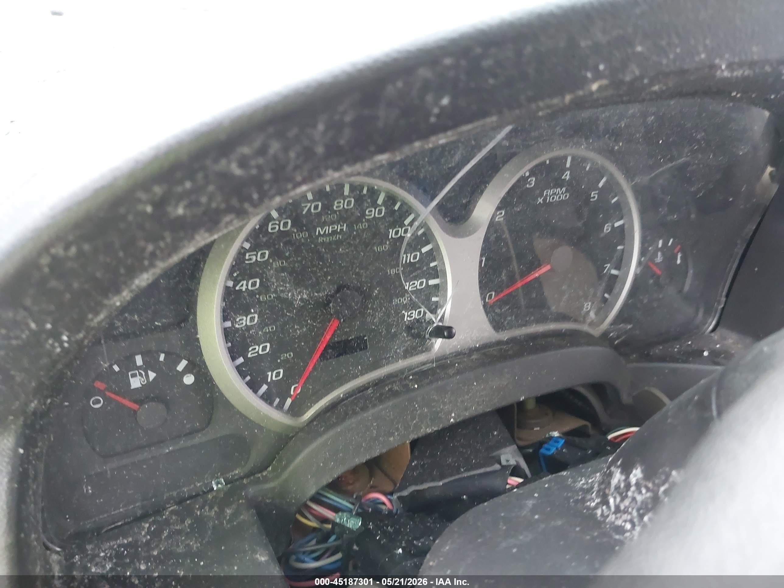 2005 Chevrolet Equinox Ls Red vin: 2CNDL13FX56132790