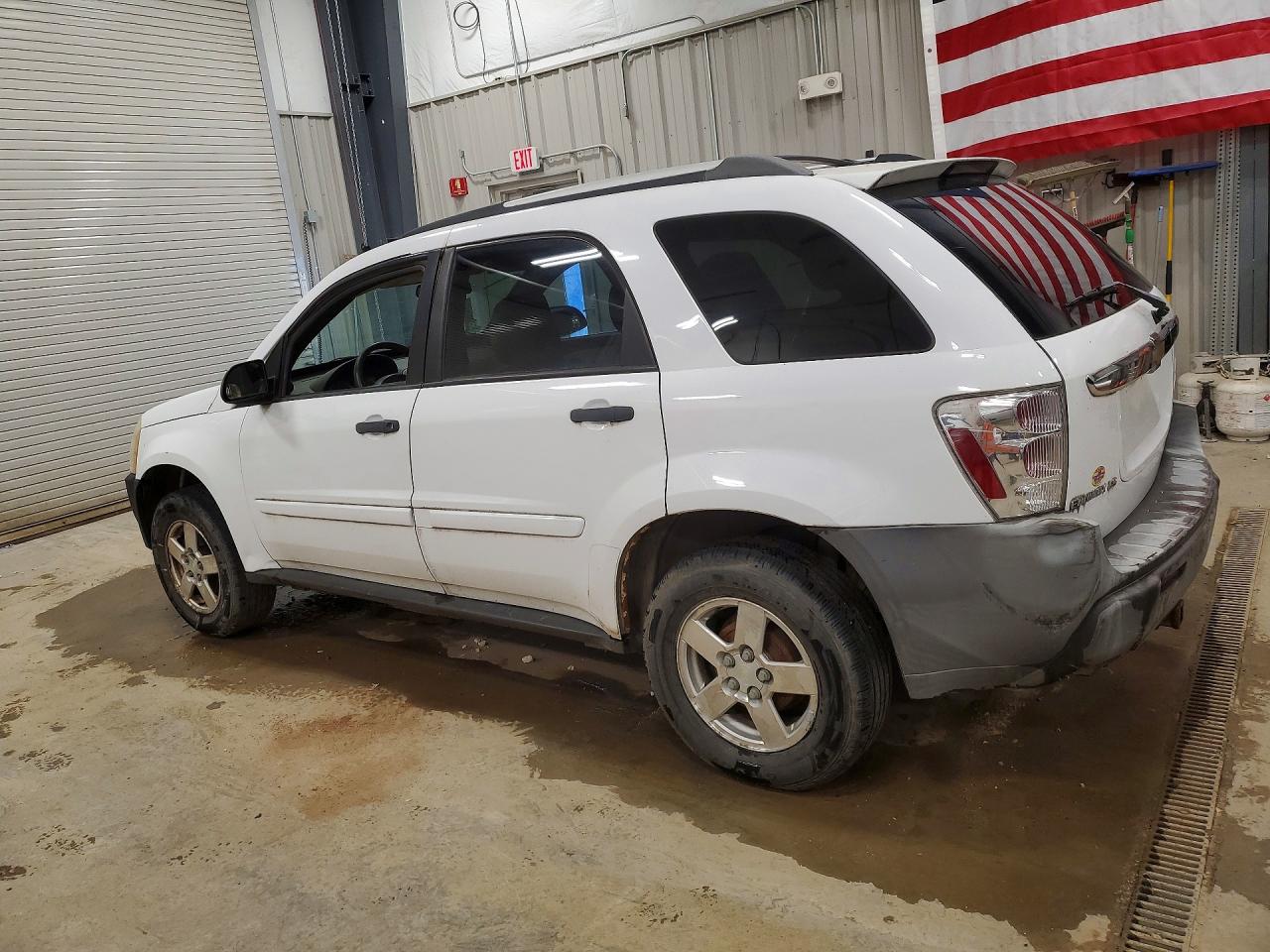 2005 Chevrolet Equinox Ls Белый vin: 2CNDL23F056101375