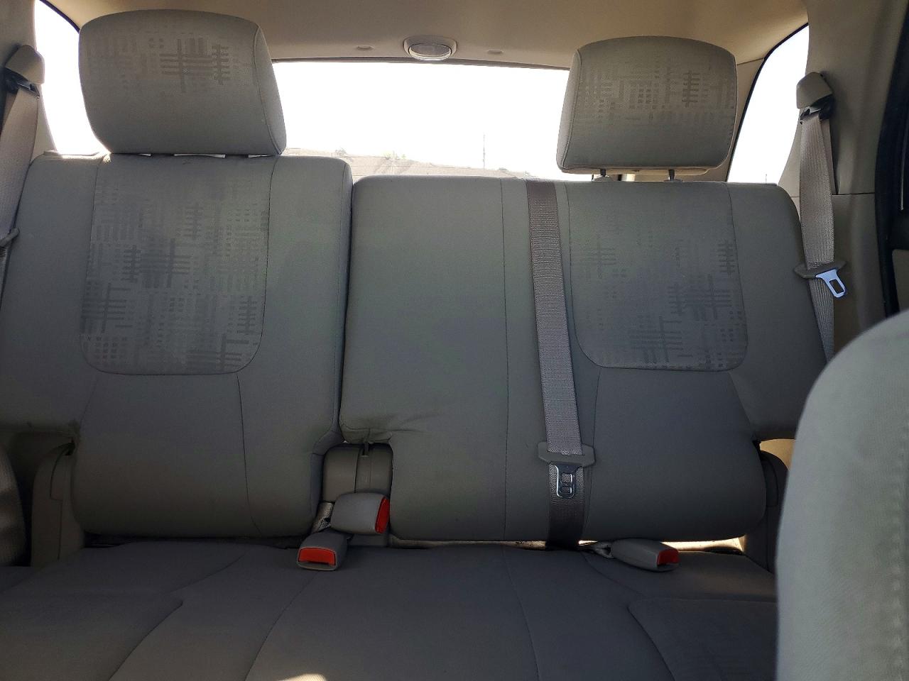 2005 Chevrolet Equinox Ls Серый vin: 2CNDL23F056134845