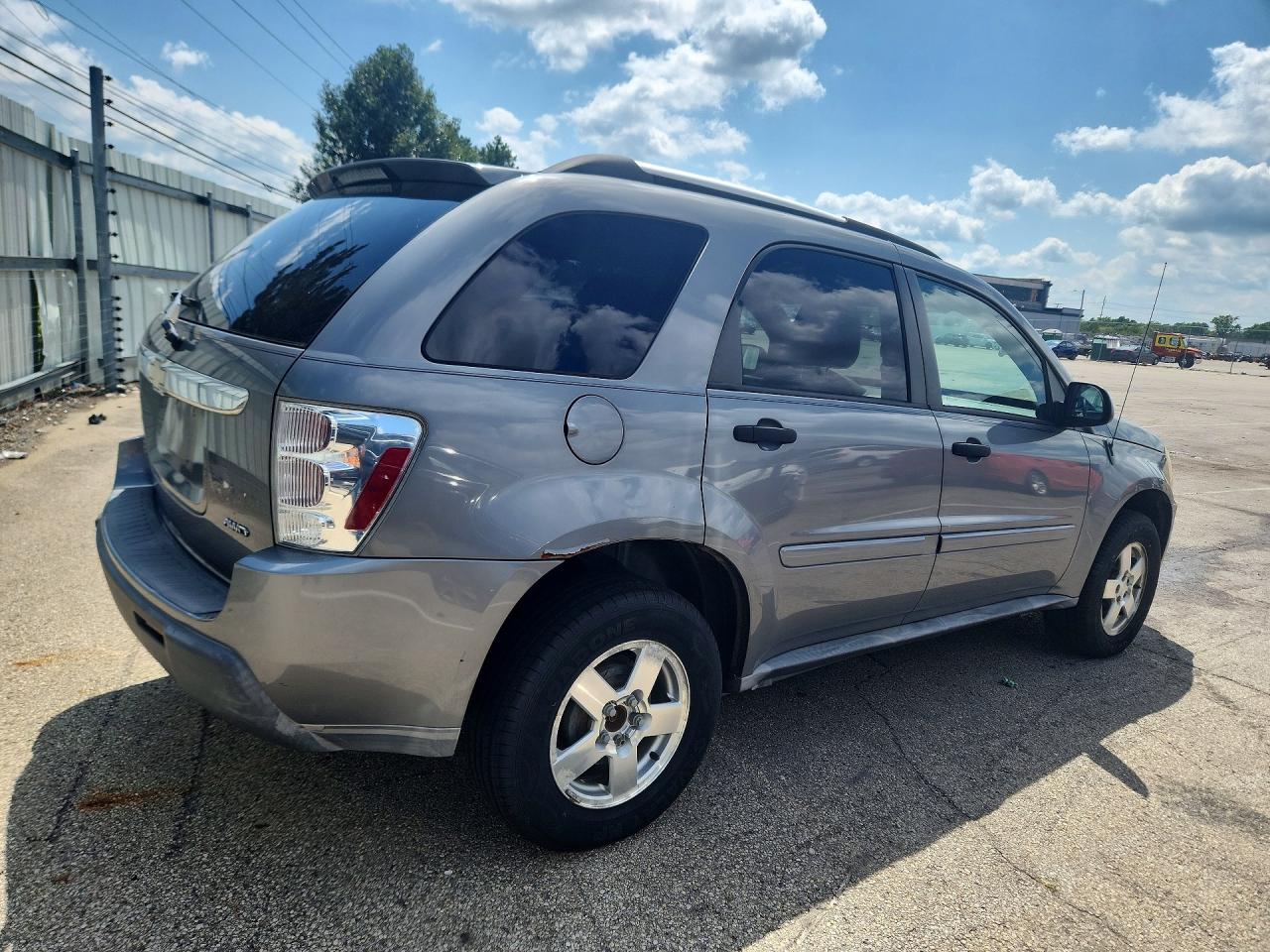 2005 Chevrolet Equinox Ls Silver vin: 2CNDL23F056207745