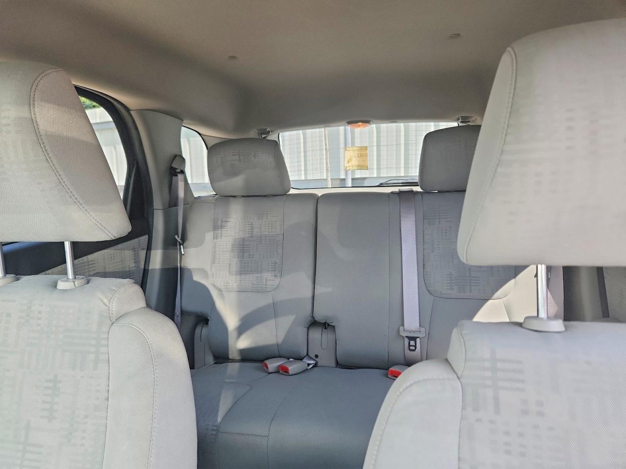 2005 Chevrolet Equinox Ls Silver vin: 2CNDL23F056207745