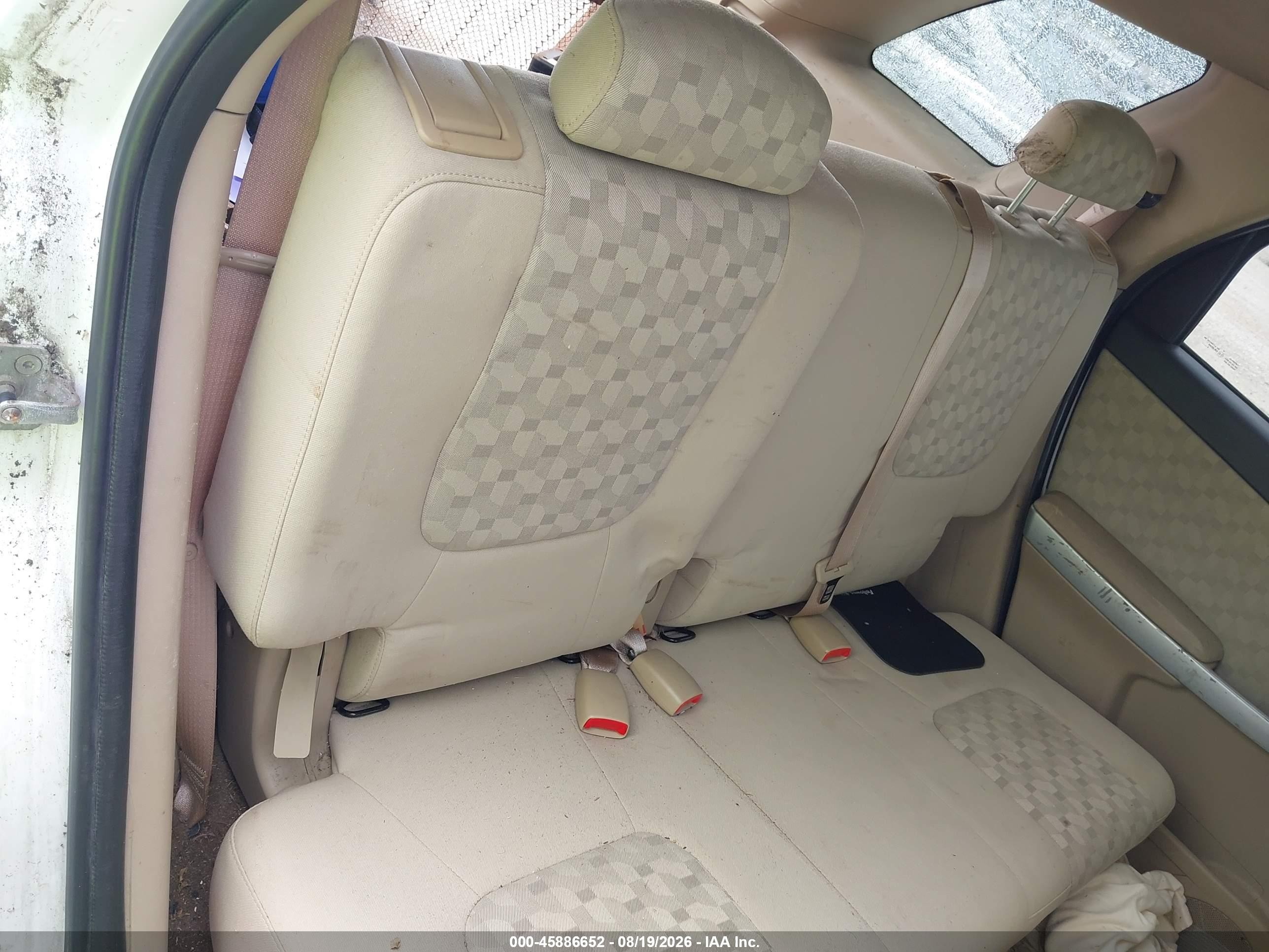 2009 Chevrolet Equinox Ls White vin: 2CNDL23F396235318