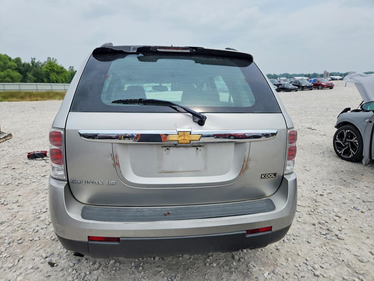 2008 Chevrolet Equinox Ls Silver vin: 2CNDL23F586061220