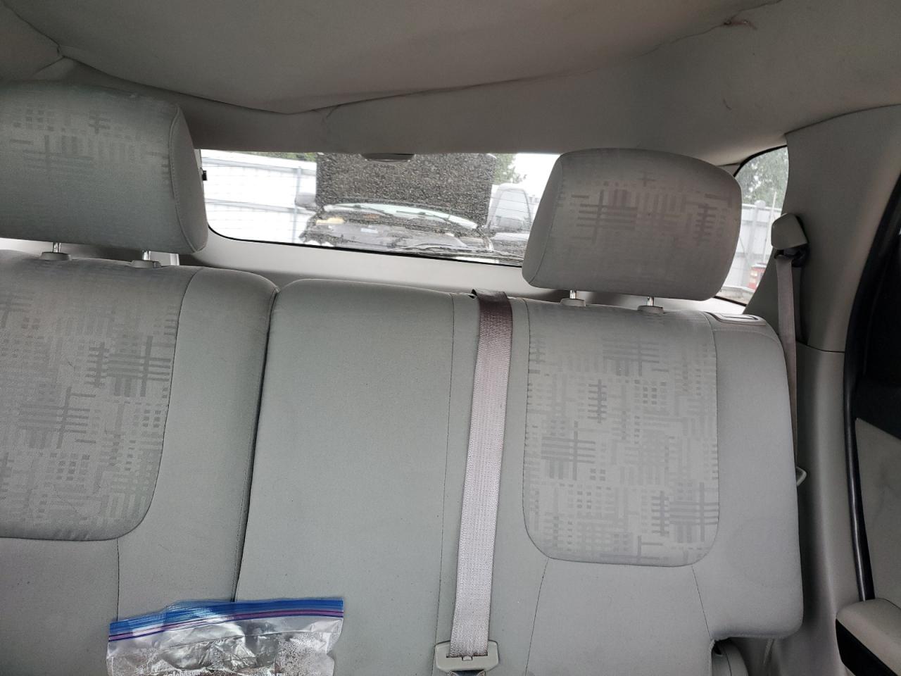 2005 Chevrolet Equinox Ls White vin: 2CNDL23F656042803