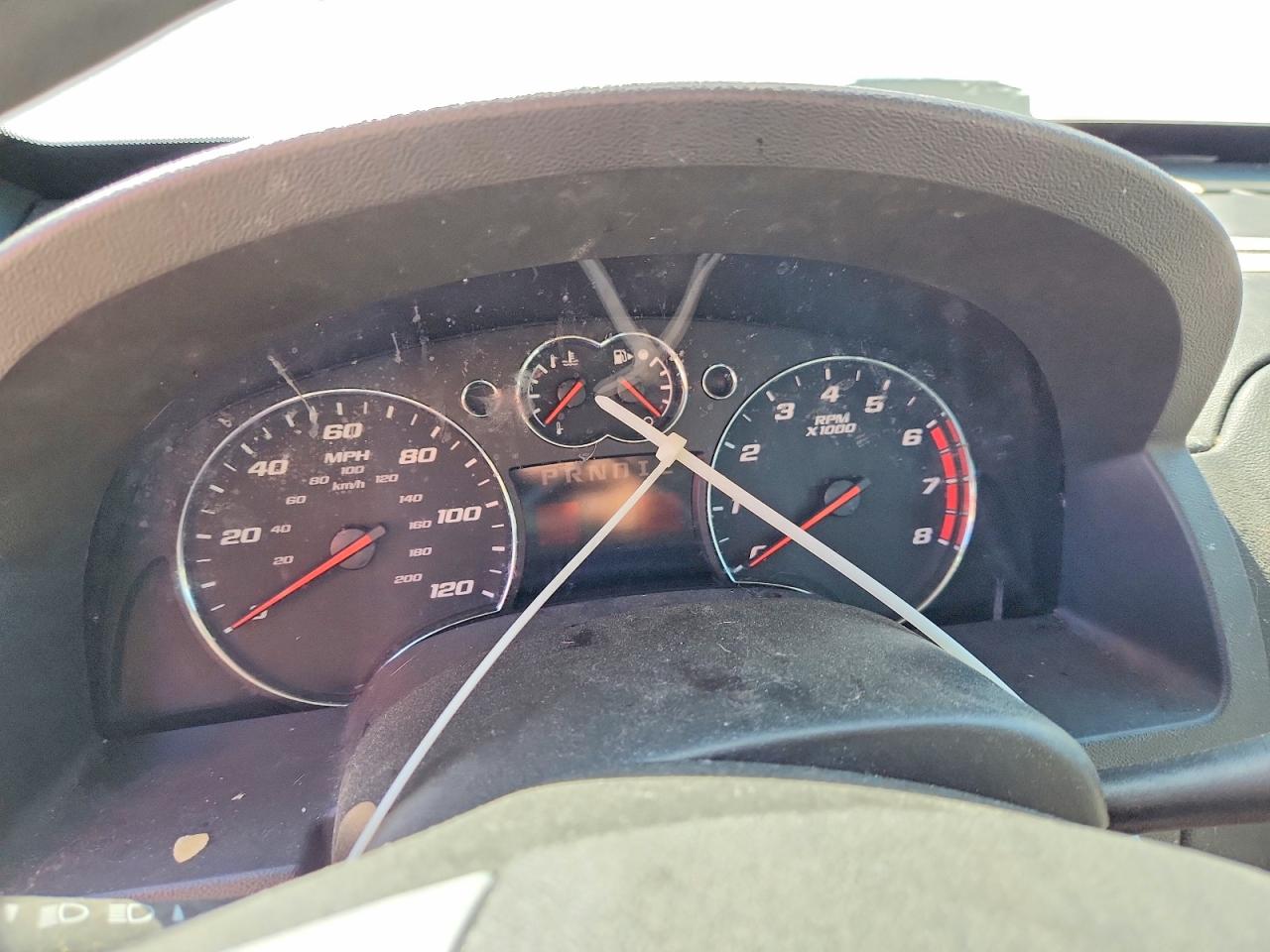 2008 Chevrolet Equinox Ls Белый vin: 2CNDL23F686046550