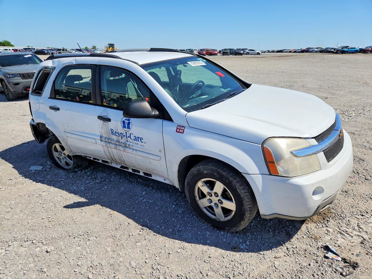 2008 Chevrolet Equinox Ls Белый vin: 2CNDL23F686046550