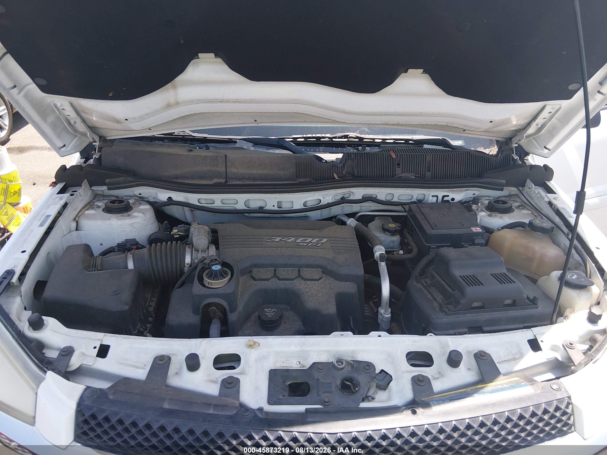 2008 Chevrolet Equinox Ls White vin: 2CNDL23F686061453