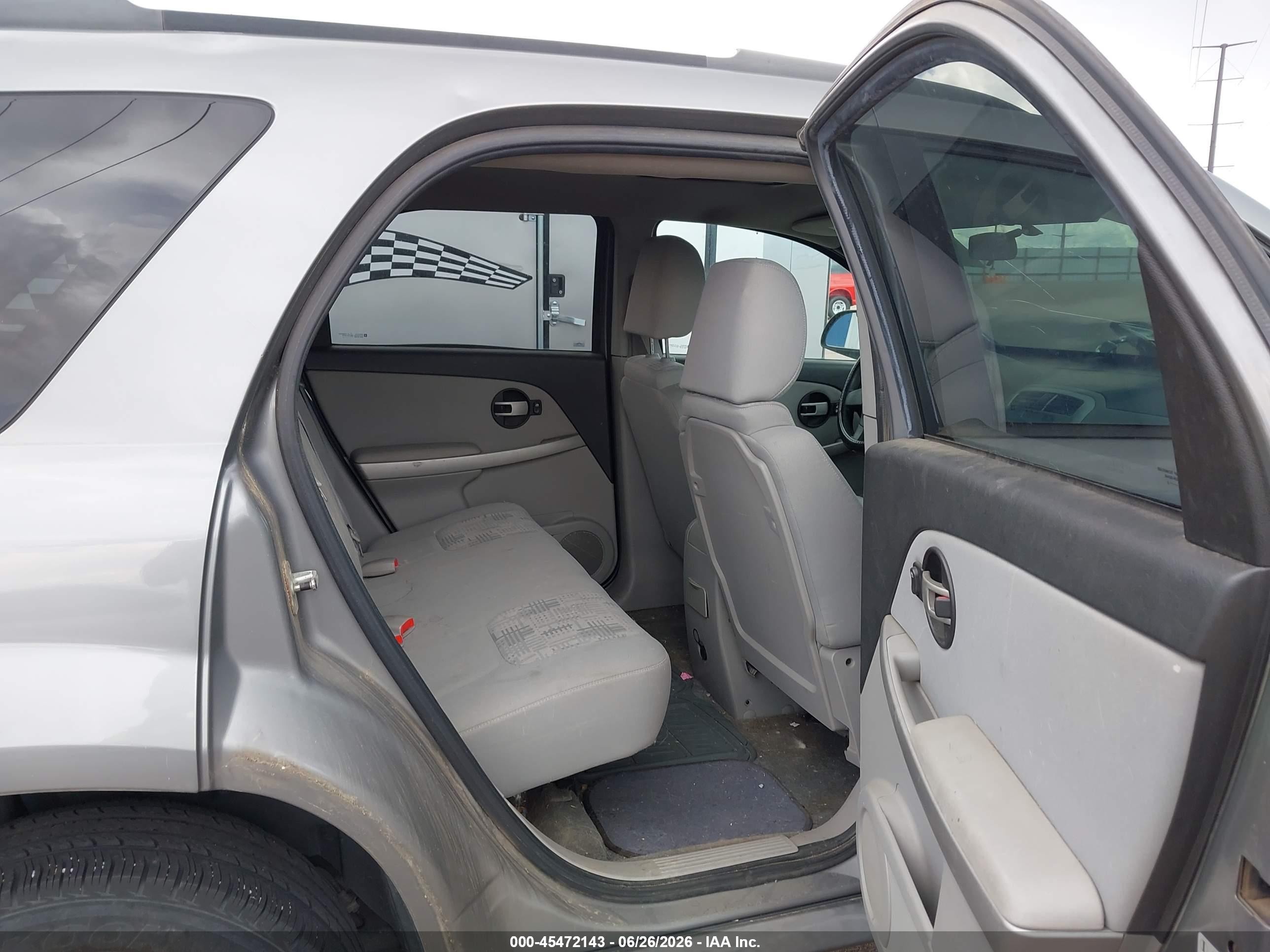 2005 Chevrolet Equinox Ls Silver vin: 2CNDL23F856148489