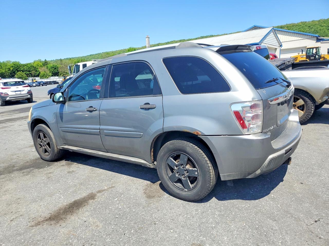 2005 Chevrolet Equinox Ls Silver vin: 2CNDL23F856150663