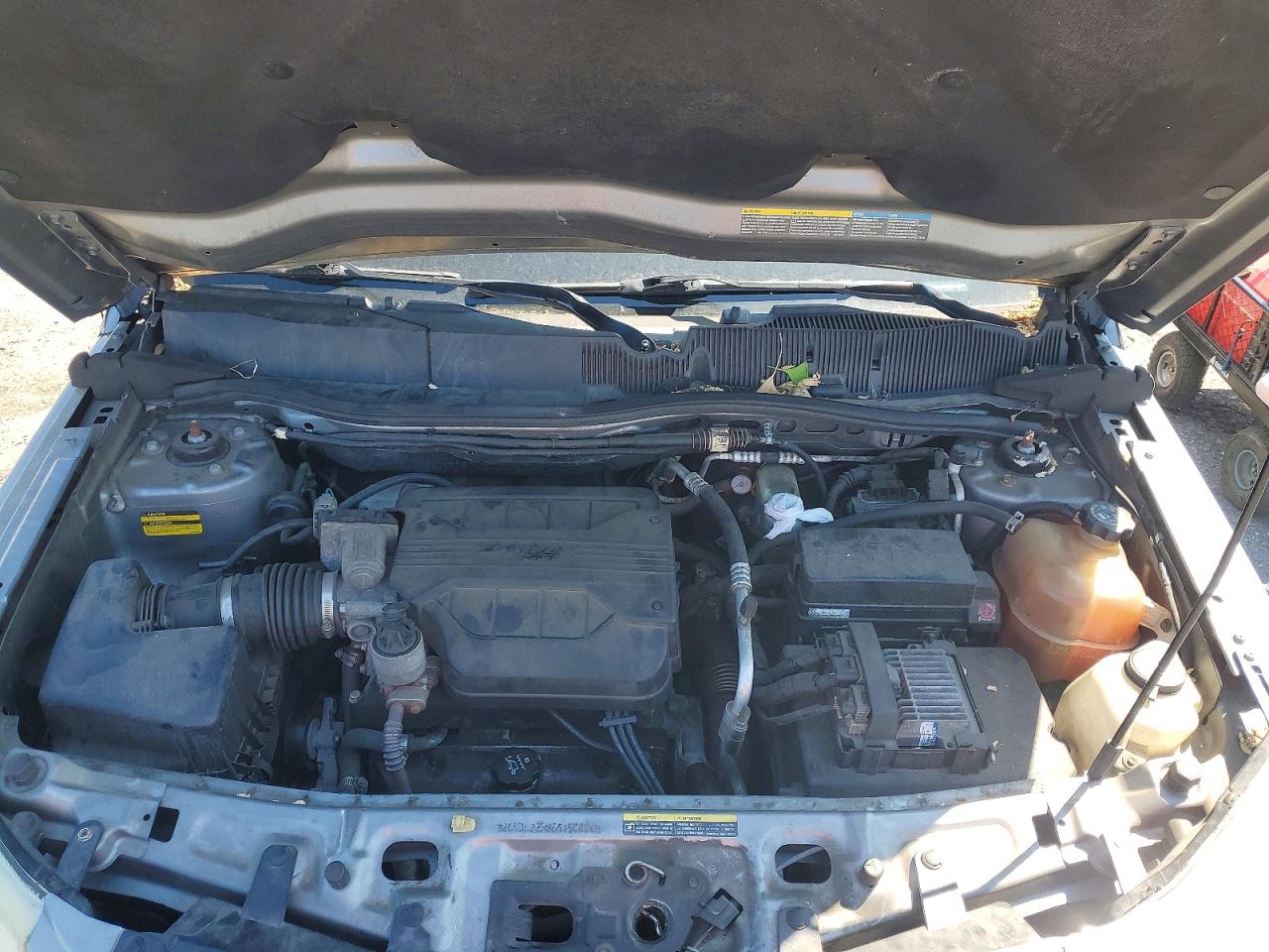2005 Chevrolet Equinox Ls Silver vin: 2CNDL23F856150663