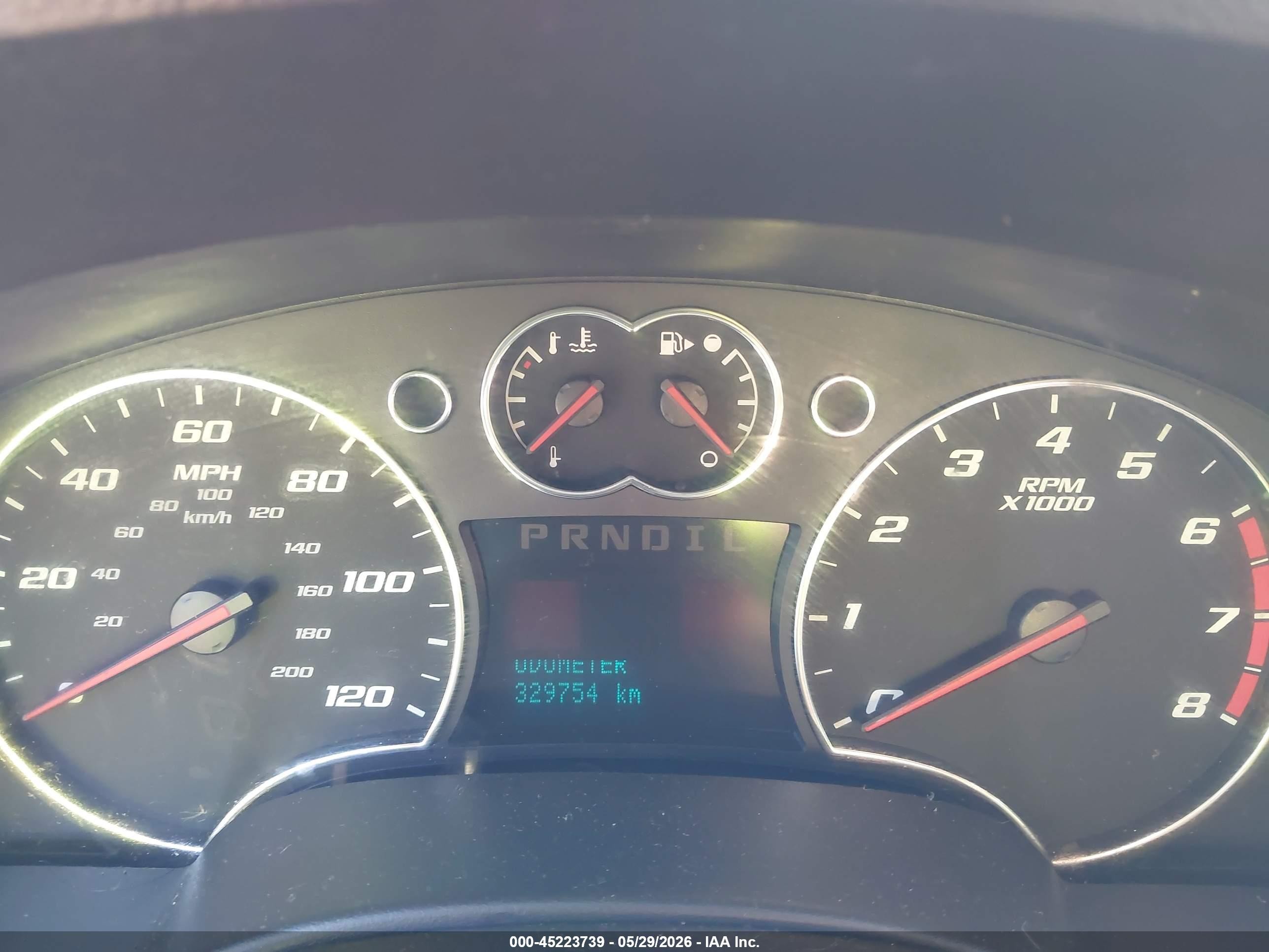 2007 Chevrolet Equinox Ls Silver vin: 2CNDL23F976077242
