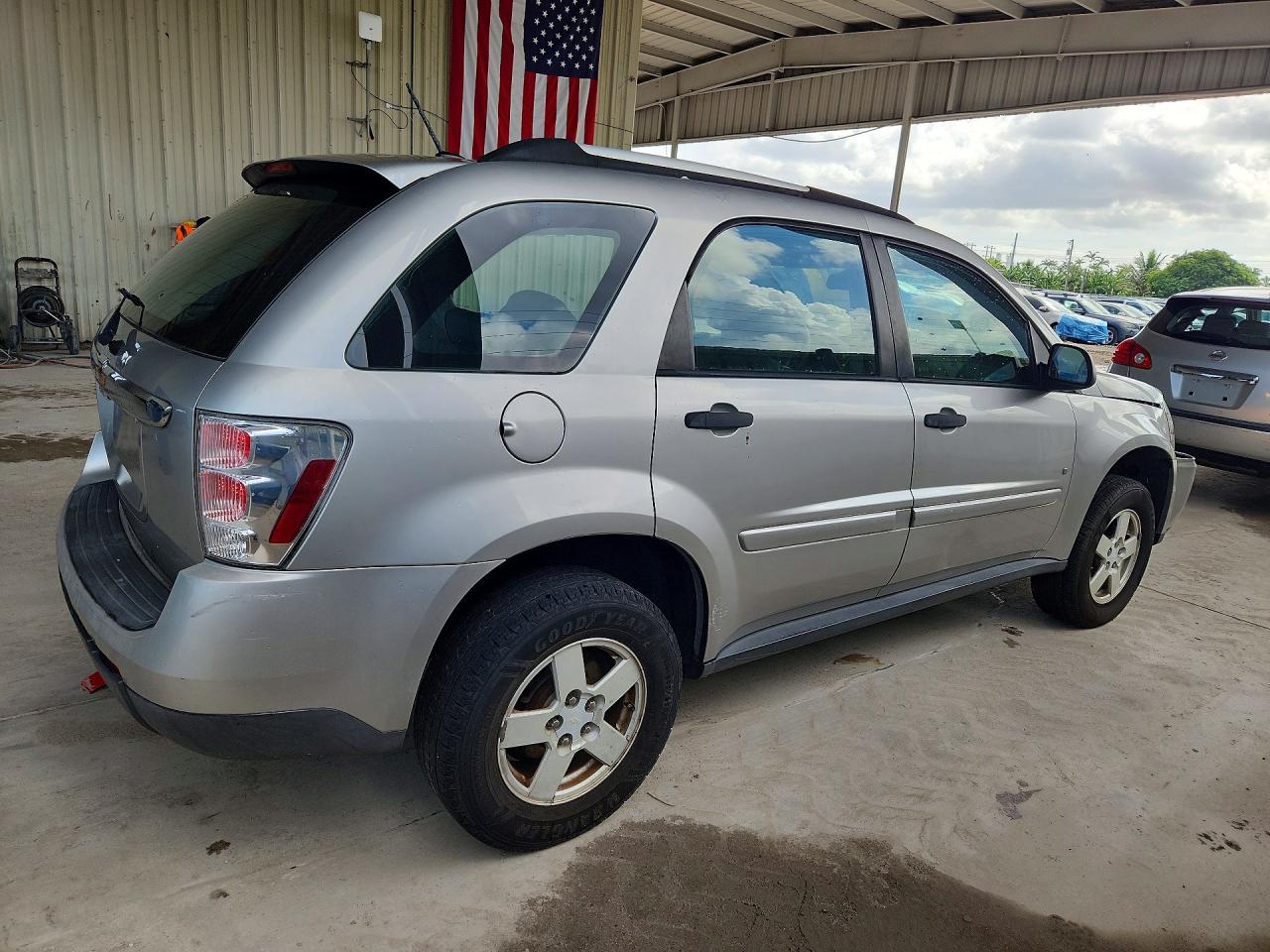 2008 Chevrolet Equinox Ls Серебряный vin: 2CNDL23FX86310630