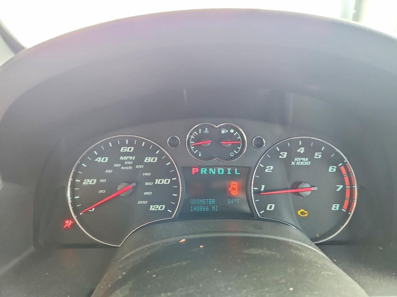 2008 Chevrolet Equinox Ls Серебряный vin: 2CNDL23FX86310630