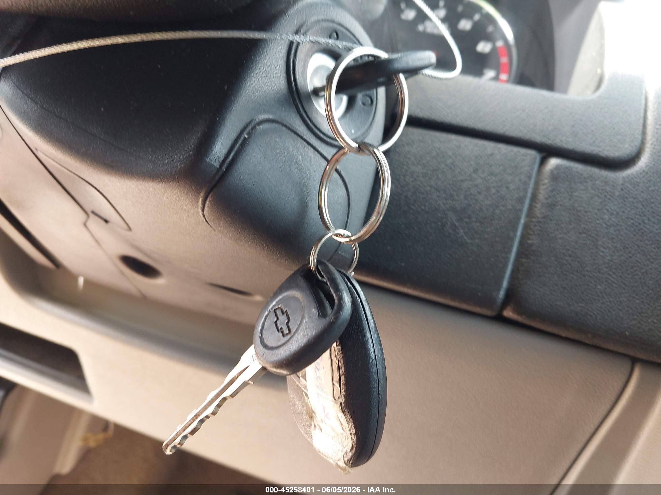 2008 Chevrolet Equinox Lt Черный vin: 2CNDL43F586025720