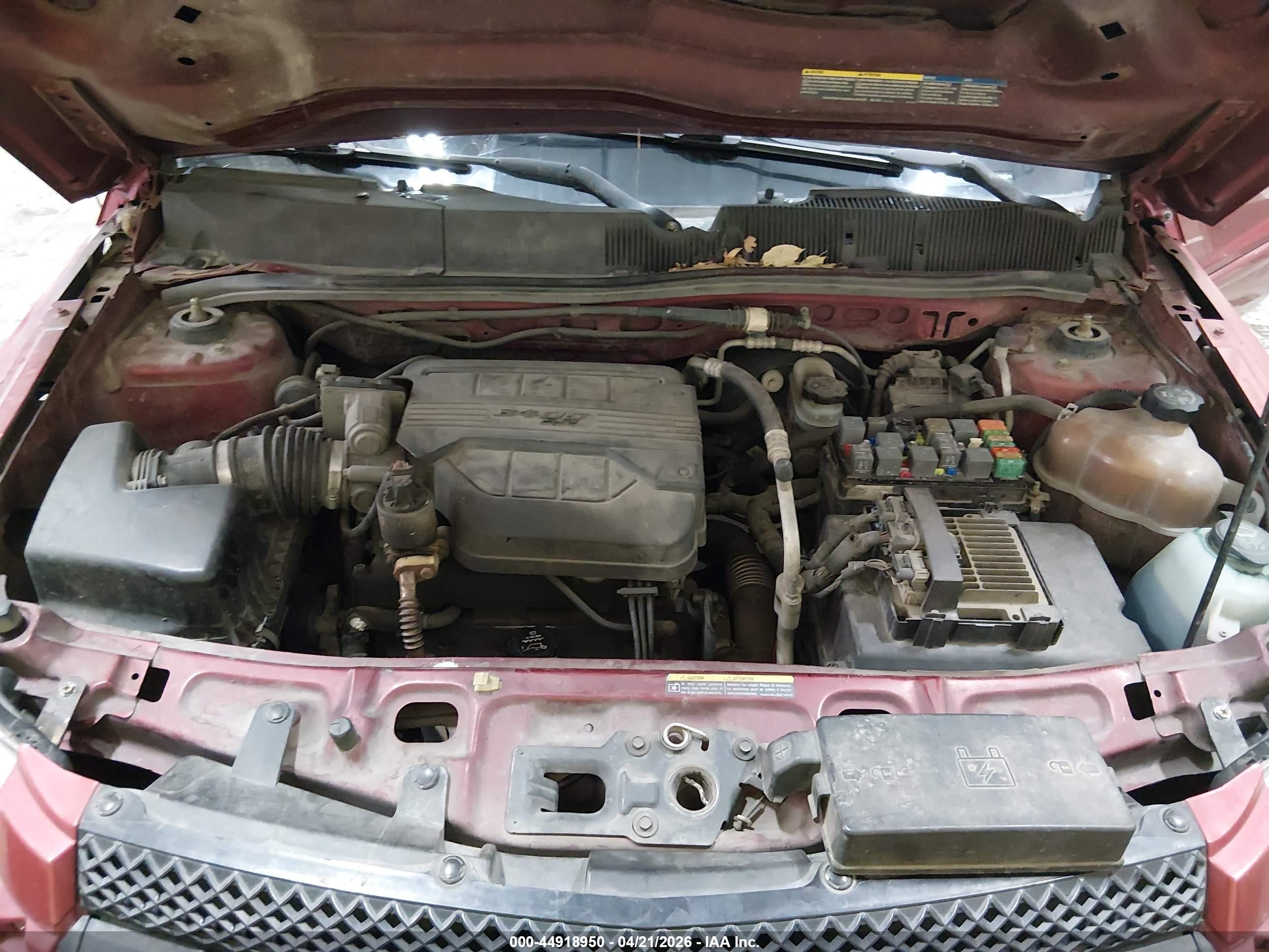2005 Chevrolet Equinox Lt Red vin: 2CNDL63F056088585