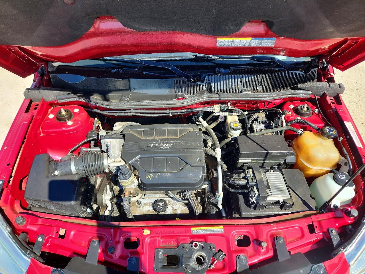 2005 Chevrolet Equinox Lt Red vin: 2CNDL63F356045438