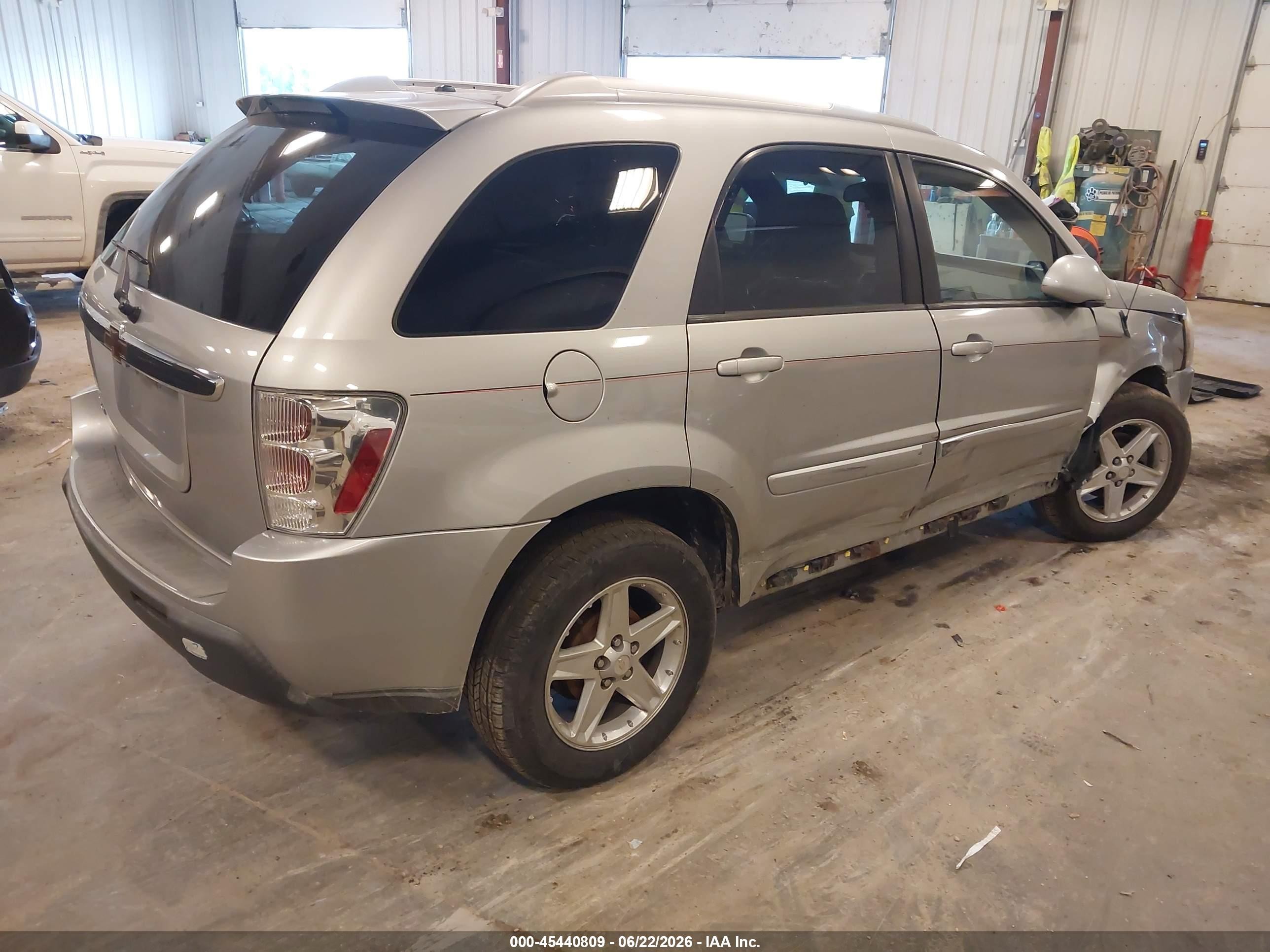 2006 Chevrolet Equinox Lt Серебряный vin: 2CNDL63F466156629