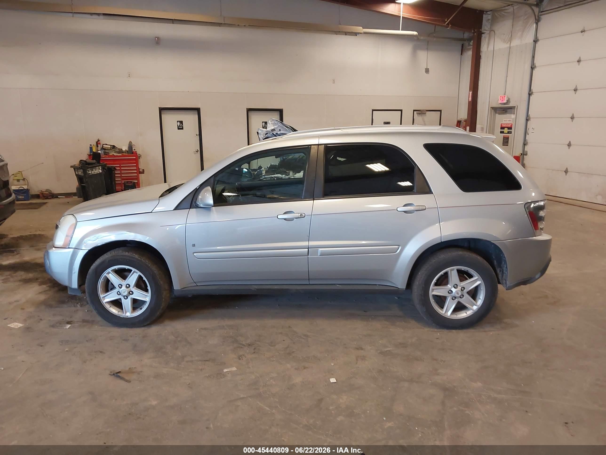 2006 Chevrolet Equinox Lt Серебряный vin: 2CNDL63F466156629