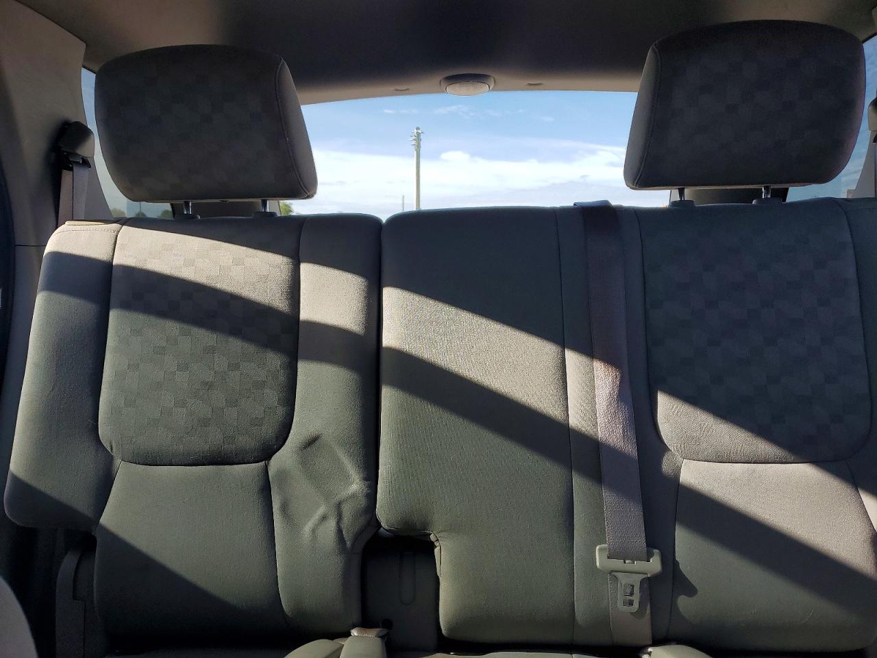 2005 Chevrolet Equinox Lt Silver vin: 2CNDL73F256018673